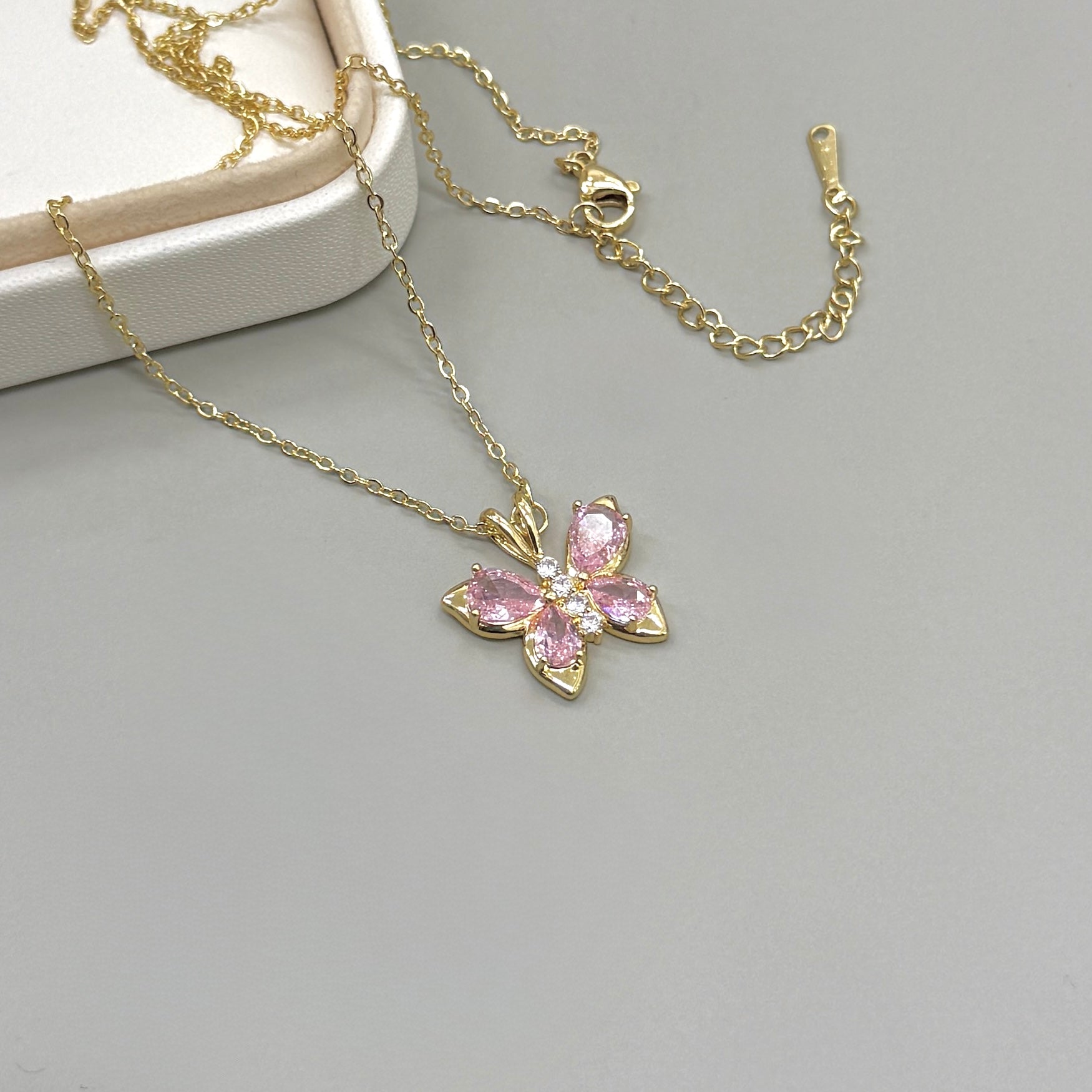 COLLAR | MARIPOSA ROSA