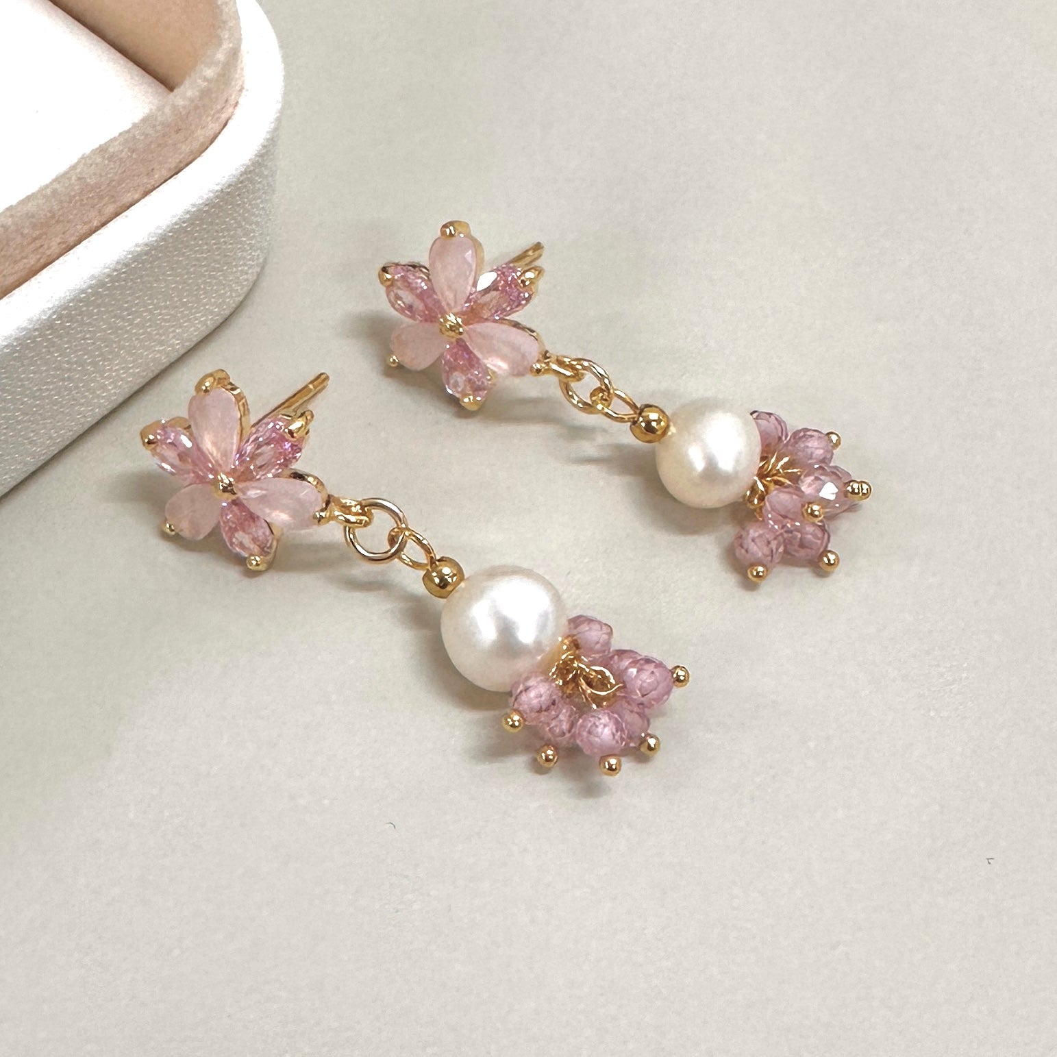 AROS FLOR Y PERLA | CIRCONITA ROSA