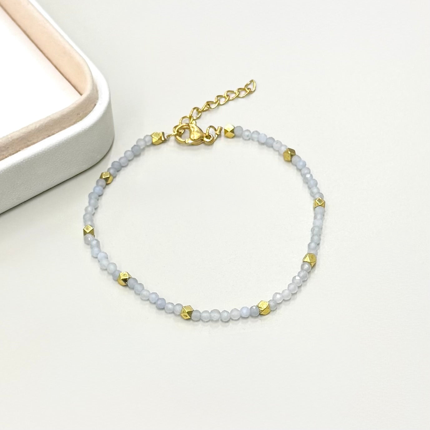 PULSERA DE PIEDRAS | AGUAMARINA | BAÑO DE ORO | 20CM