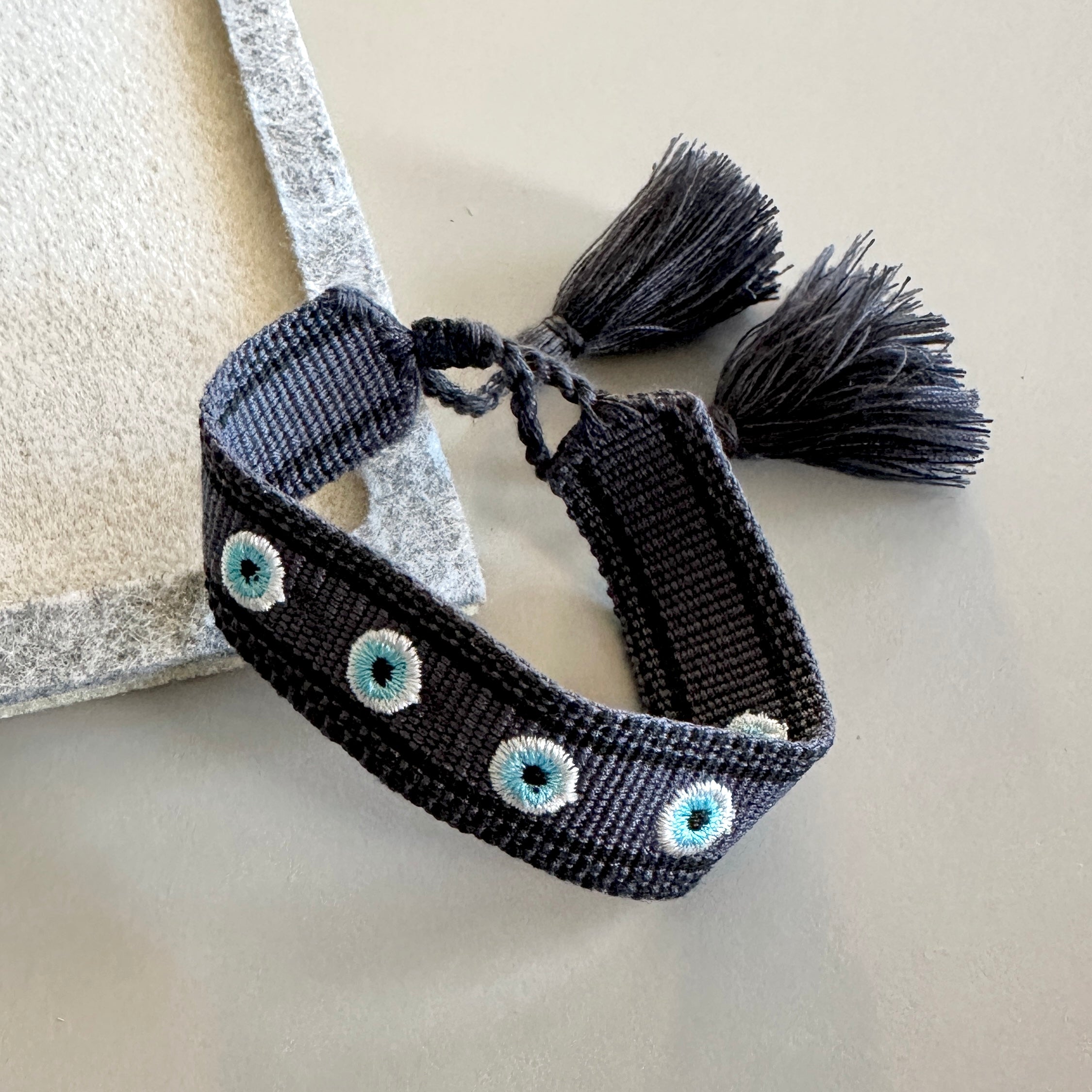 PULSERA TEJIDA OJO TURCO | LUNAM