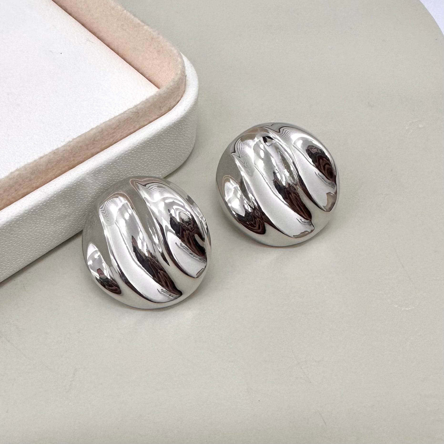 AROS BAÑO DE ORO | BOTON TEXTURIZADO | 24MM