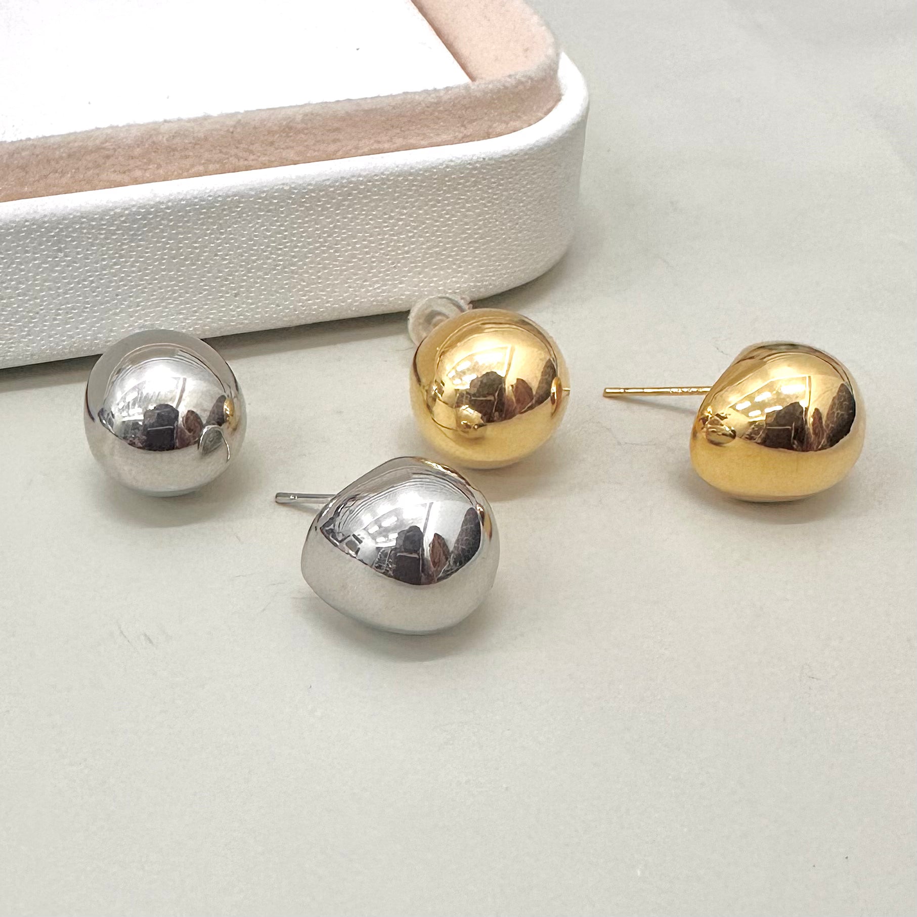 AROS BAÑO DE ORO | ESFERA HUECA PEQUEÑA| 12MM X 10MM