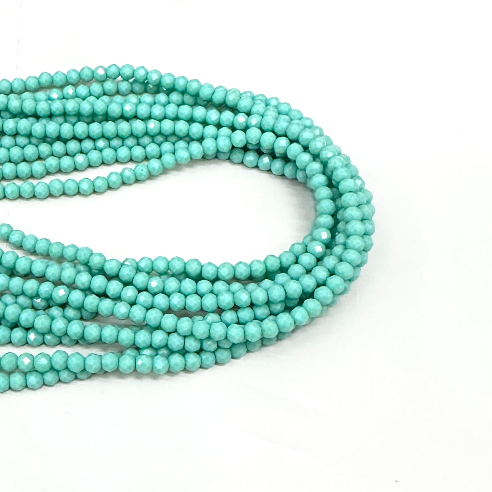 CRISTAL CHATO | 3.7 MM | MATTE VERDE AGUA