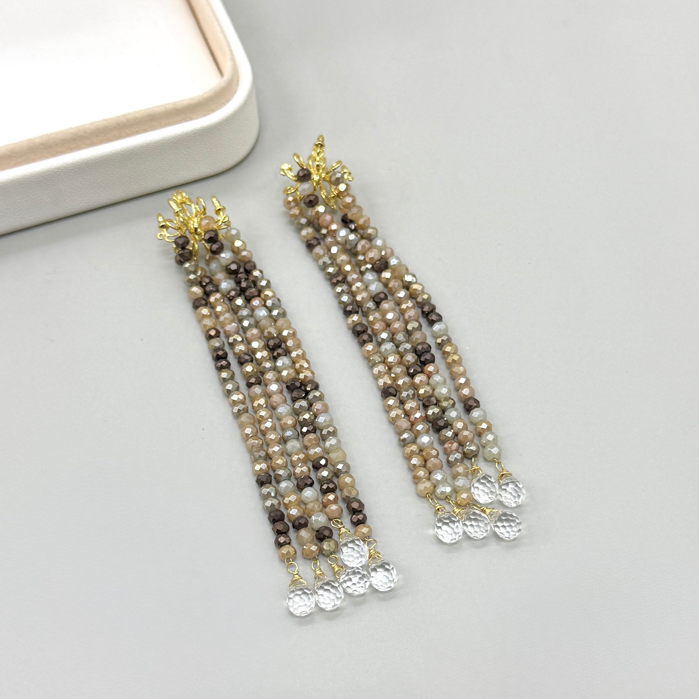 COLGANTE | CRISTALES MIX CREMA | 1 UND