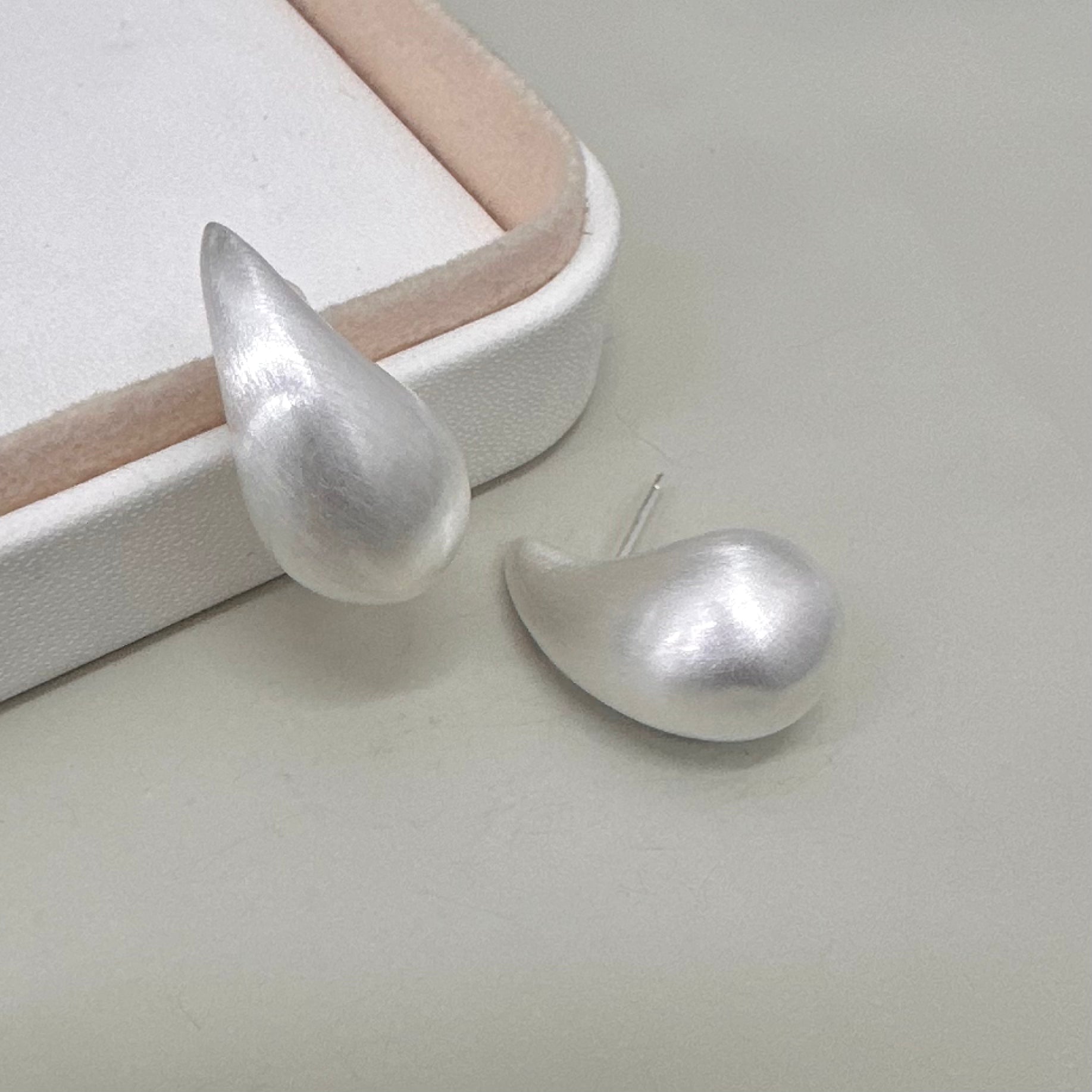 AROS BAÑO DE ORO | GOTAS PERLADAS | 27MM