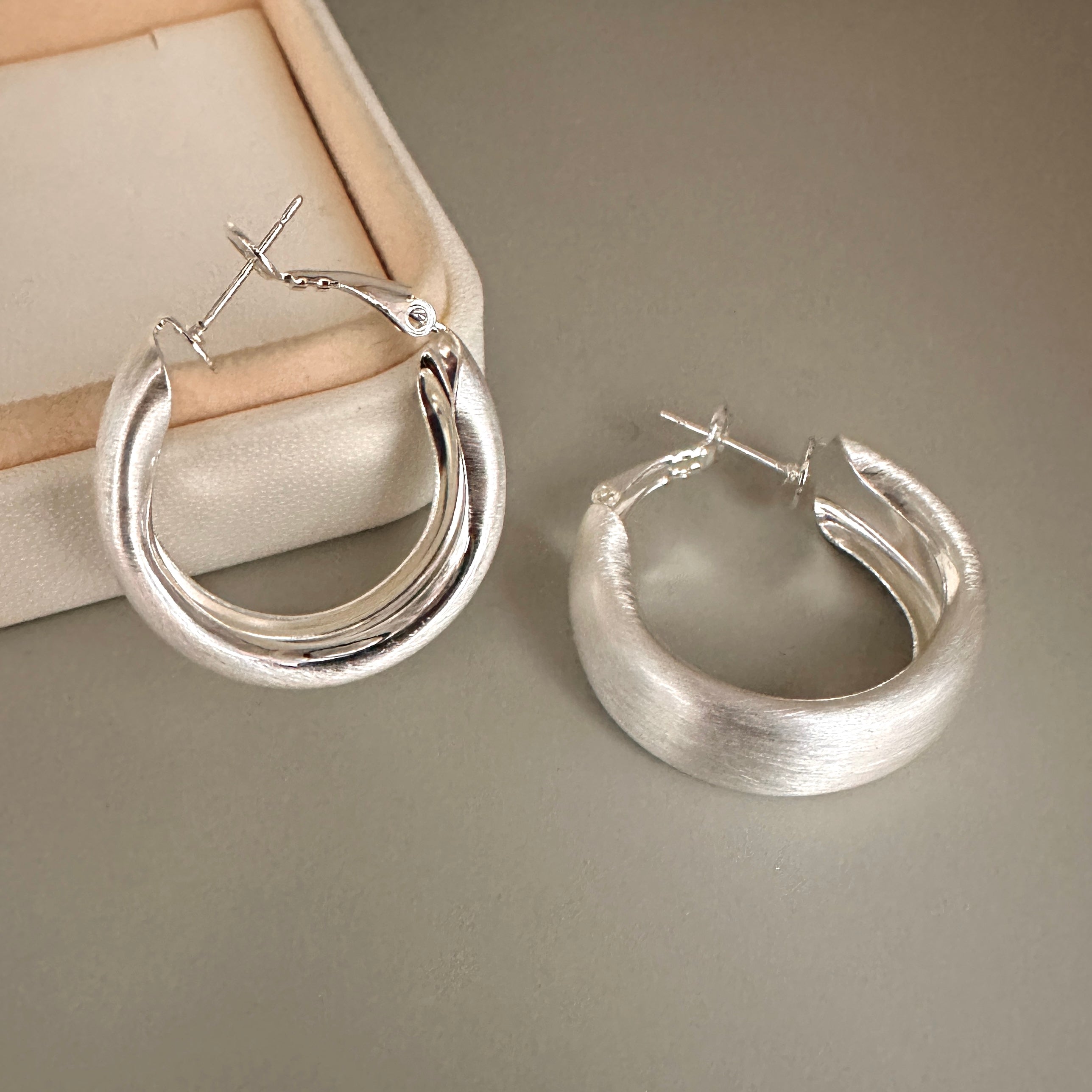 AROS | ARGOLLA EFECTO MATTE