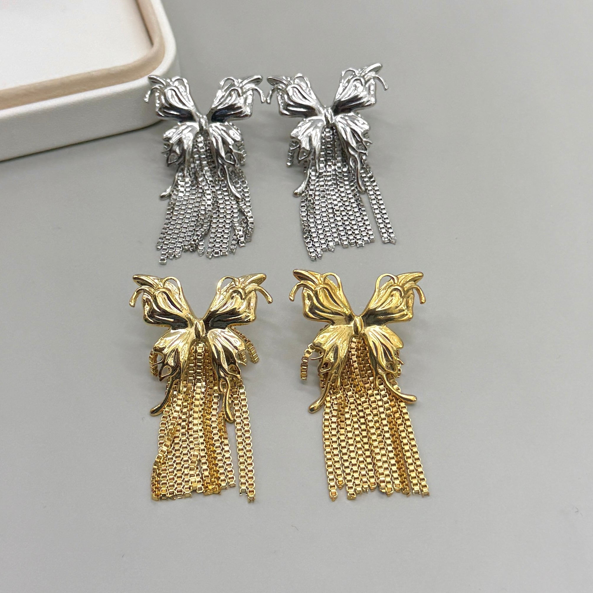 AROS | MARIPOSA CON FLECOS