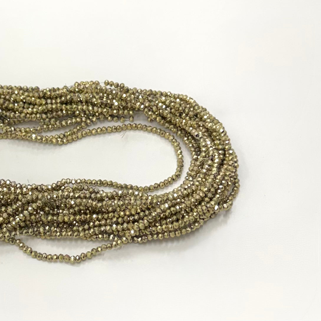 CRISTAL CHATO | 2.6MM | DORADO METALICO