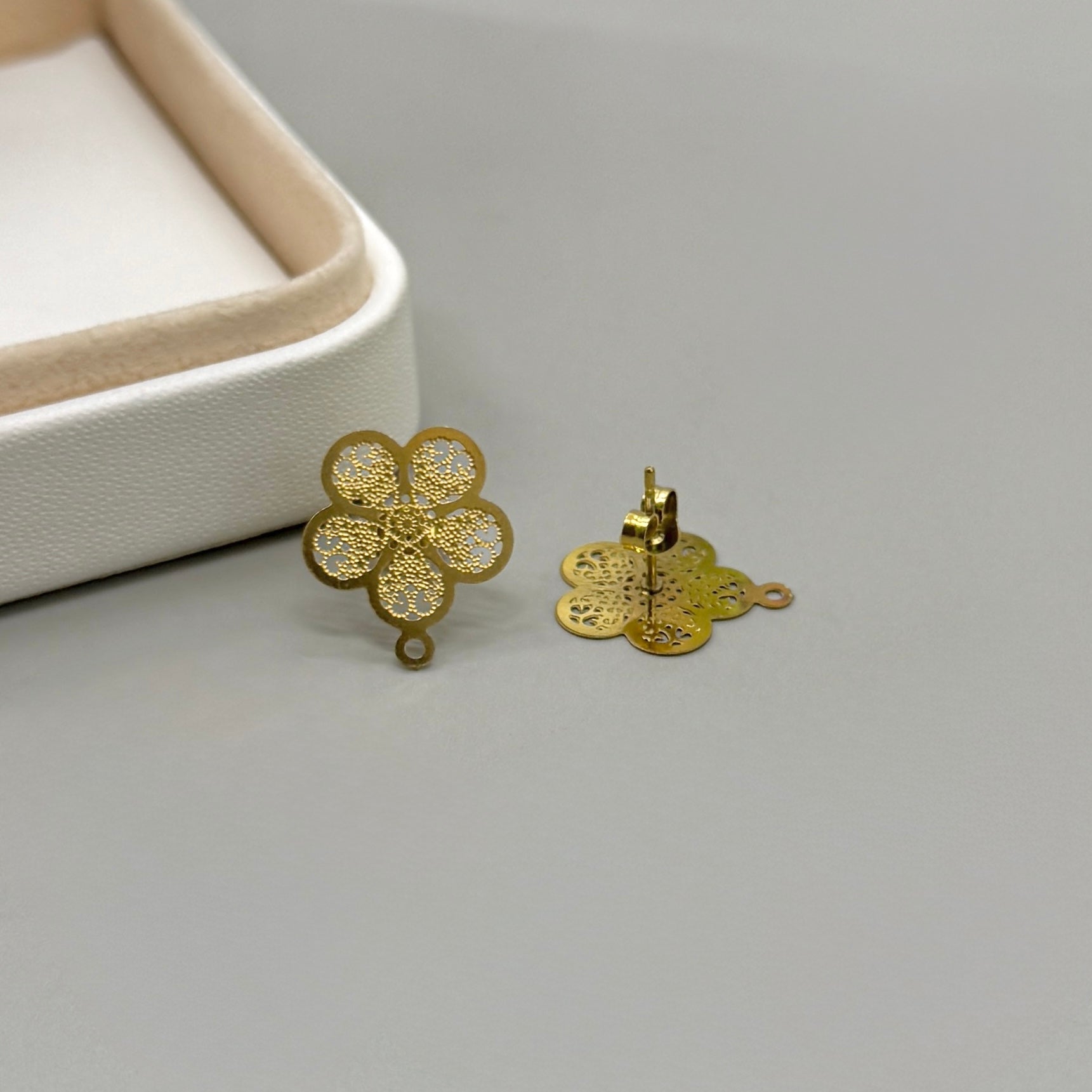 BASE DE ARO | FLOR CALADA 5 PETALOS | ACERO | 15MM