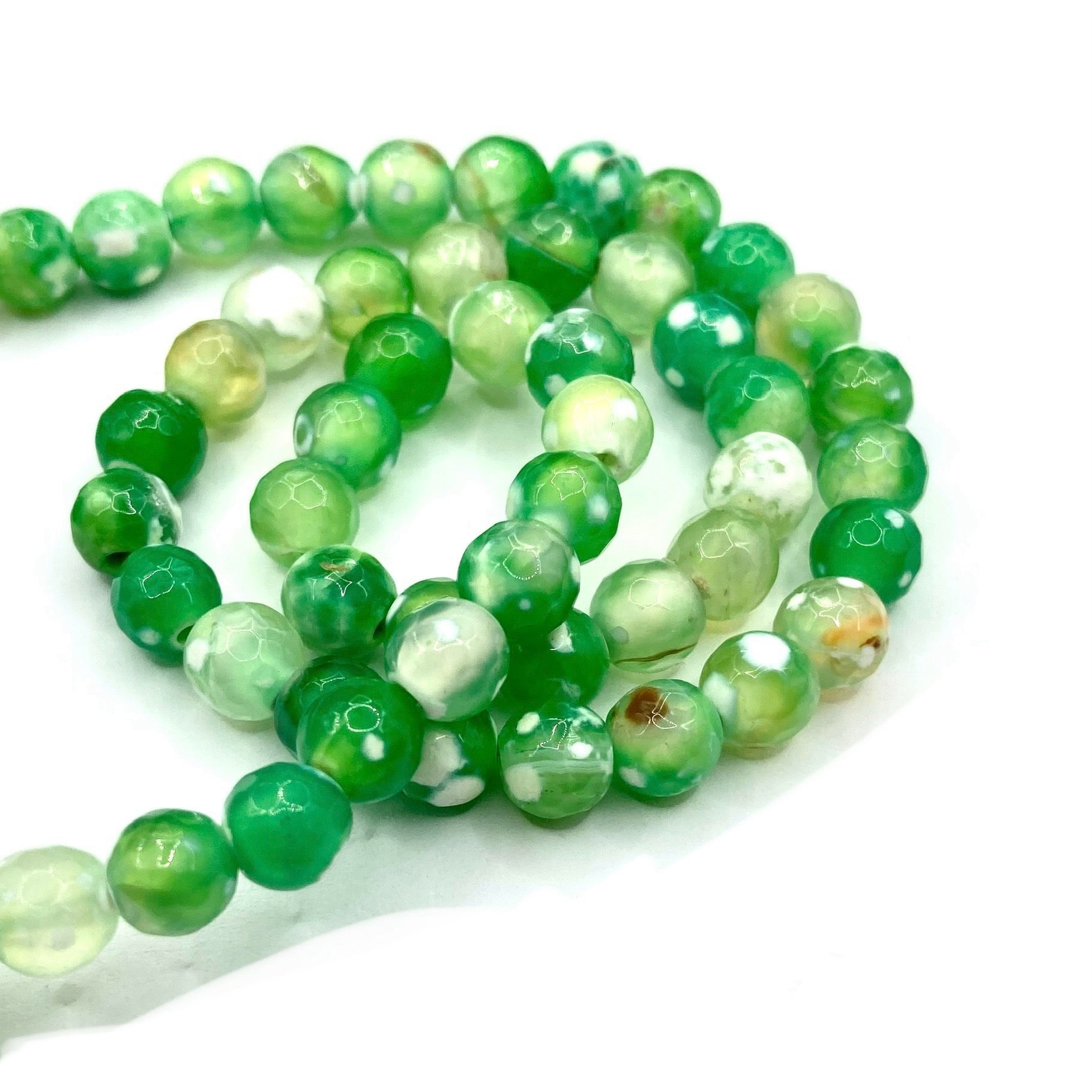 Agata Facetada | 6mm | Verde Claro con Blanco