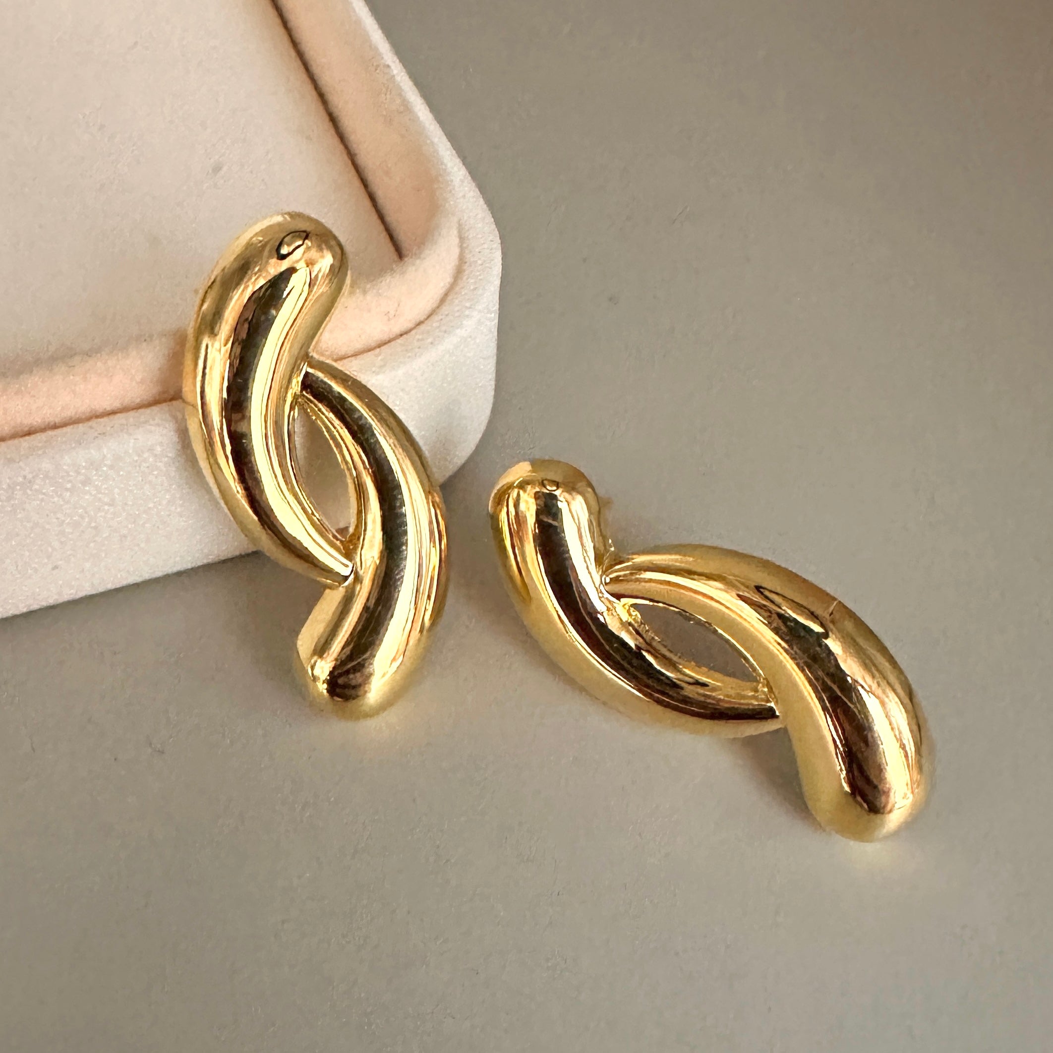 AROS | DOS GOTAS INVERSAS