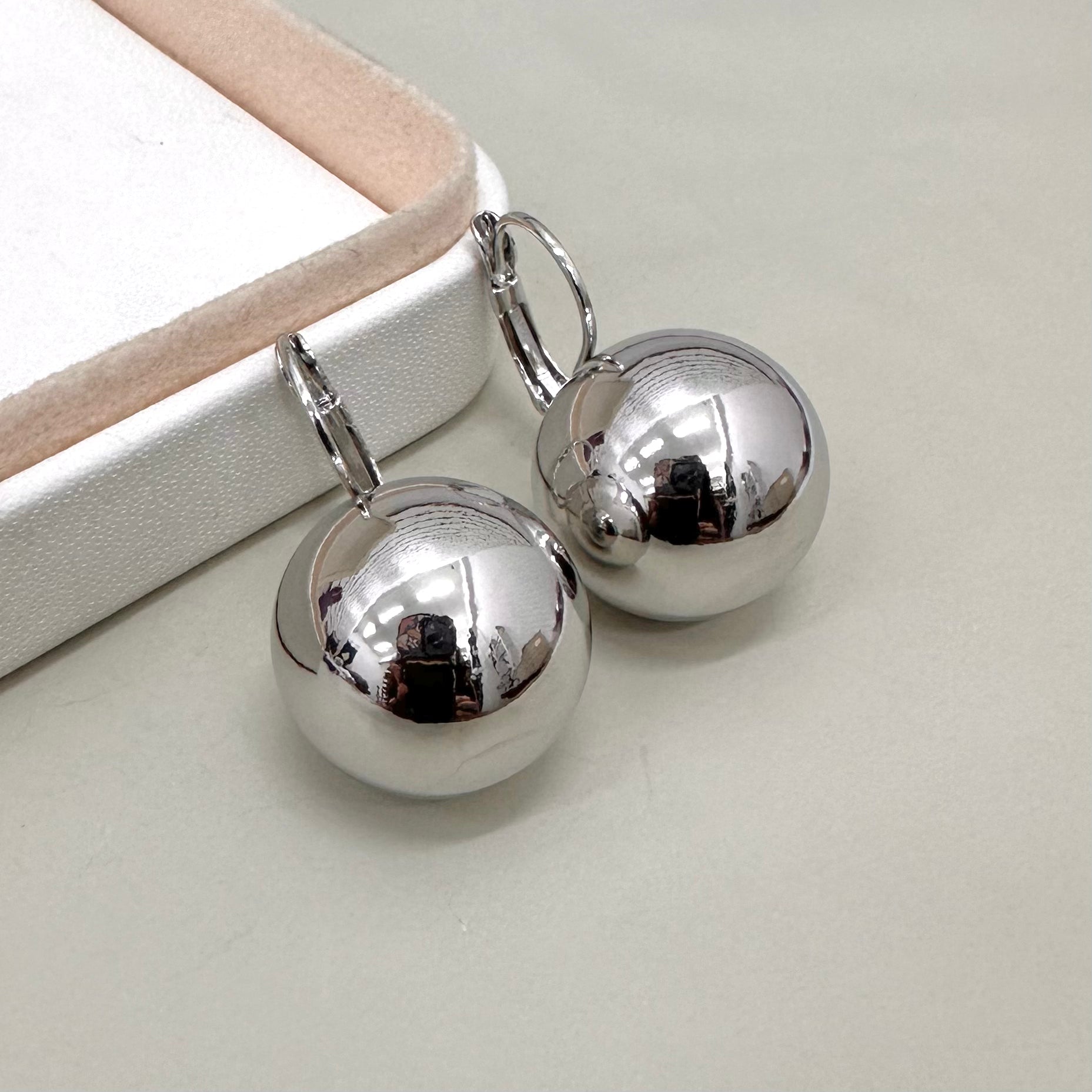 AROS BAÑO DE ORO | ESFERA COLGANTE 2 | 35MM X 23MM