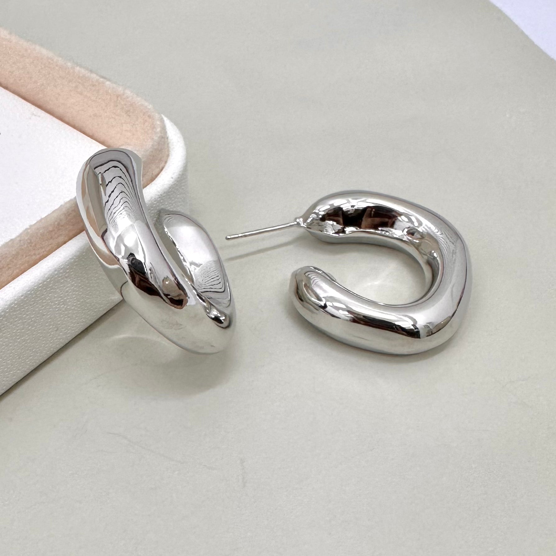 AROS BAÑO DE ORO | ARGOLLA EN C CUADRO| 30MM