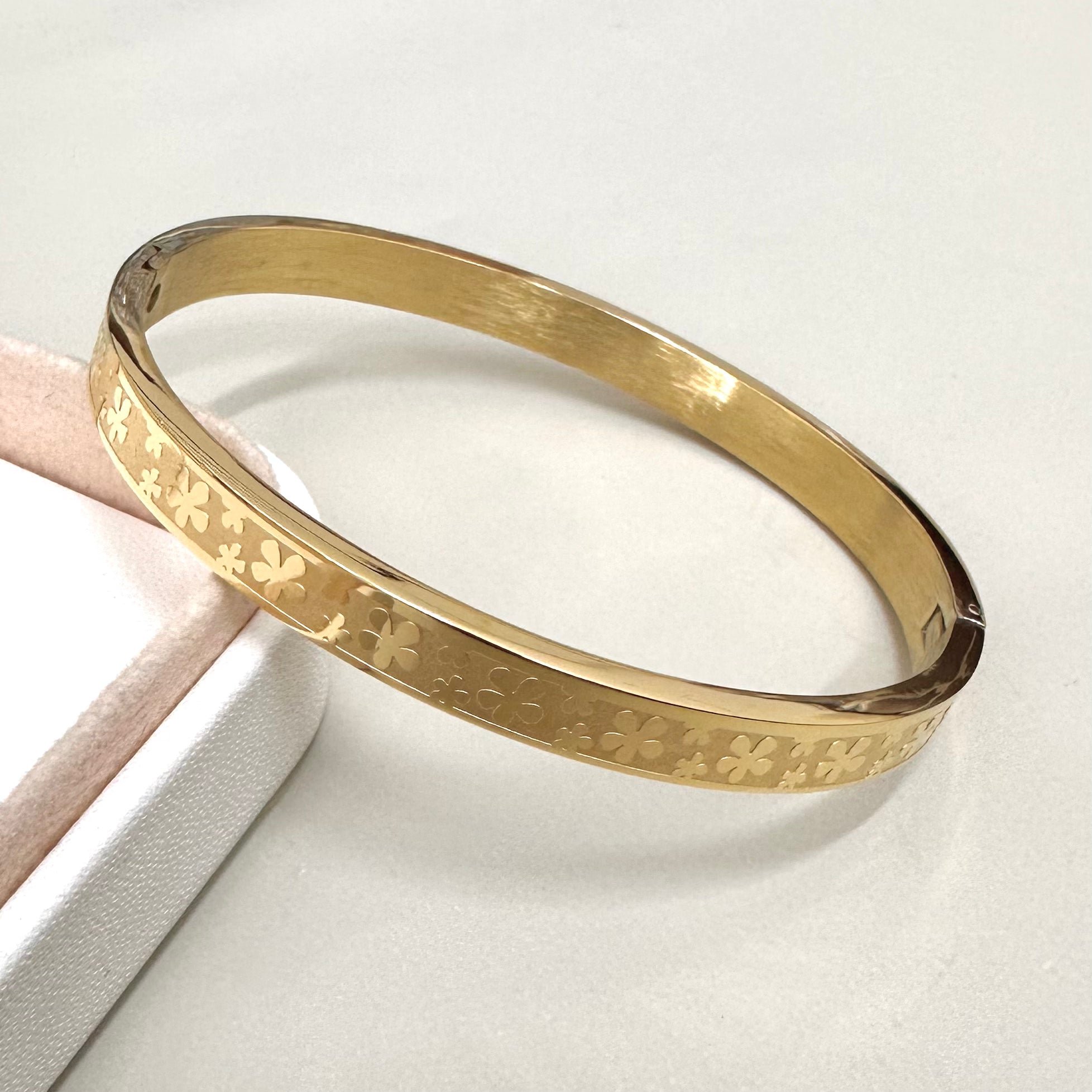 PULSERA RIGIDA | GRABADO FLORES