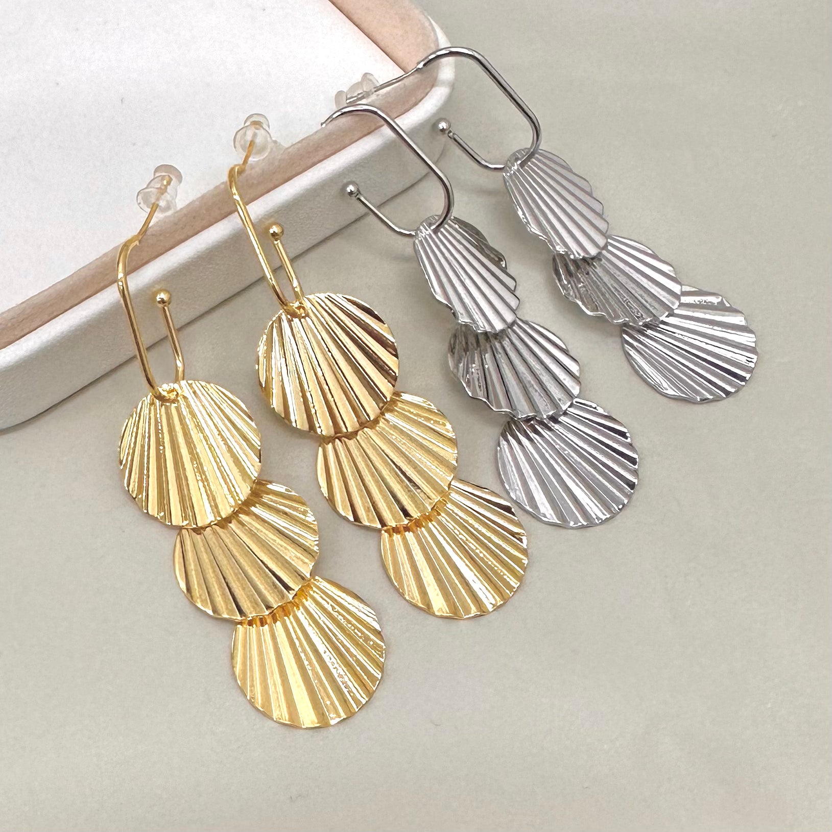 AROS BAÑO DE ORO | COLGANTE ALMEJAS | 65MM