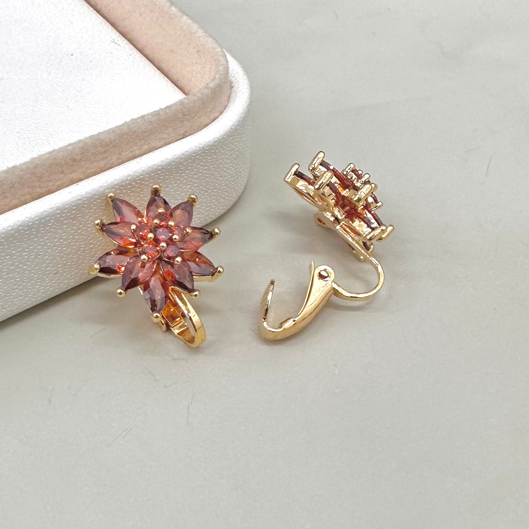 AROS CLIP | FLOR | CIRCONITA AMBAR