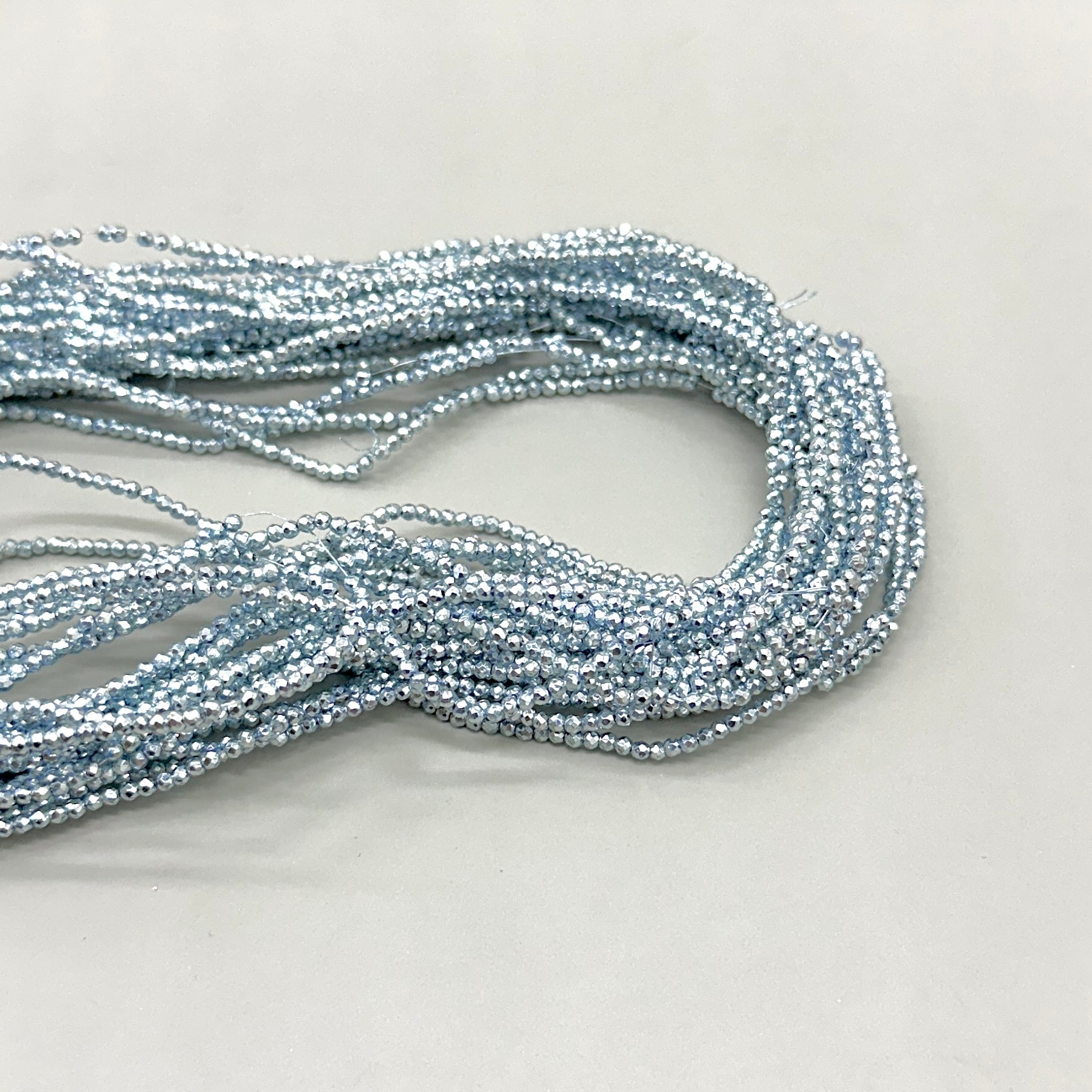 HEMATITA | GRIS AZULADO FACETADA | 2MM