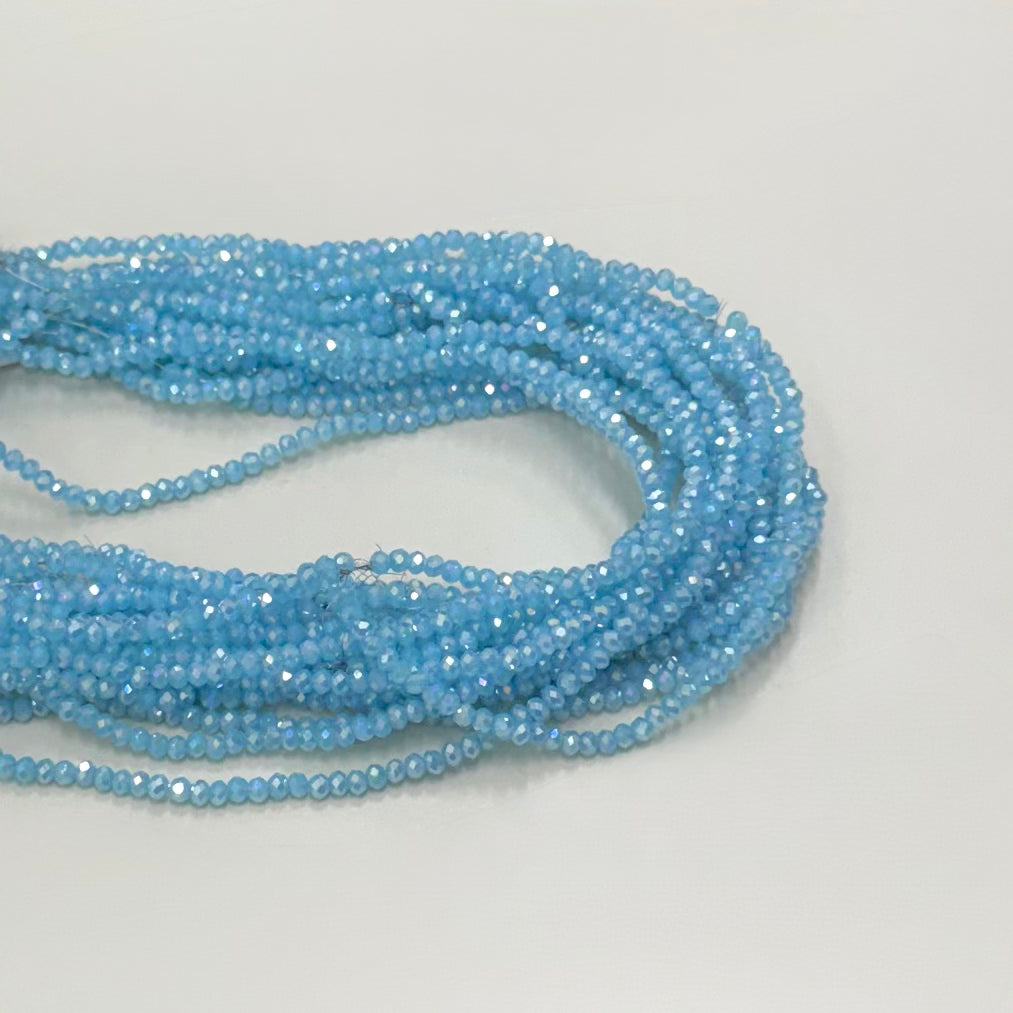 CRISTAL CHATO | 2.7MM| OPALESCENTE CELESTE CLARO TORNASOL