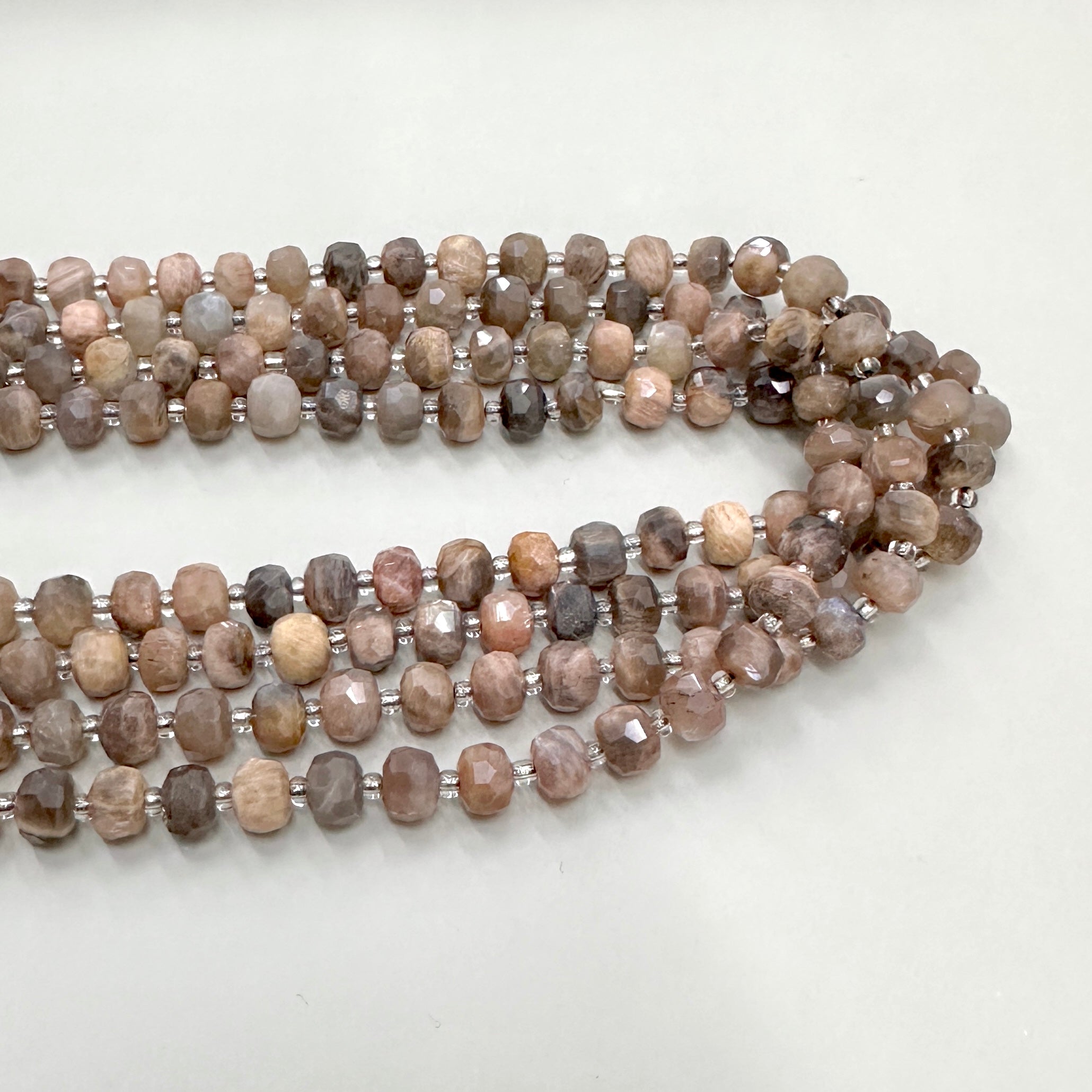 PIEDRA RONDELL FACETADA | PIEDRA DEL SOL NEGRA