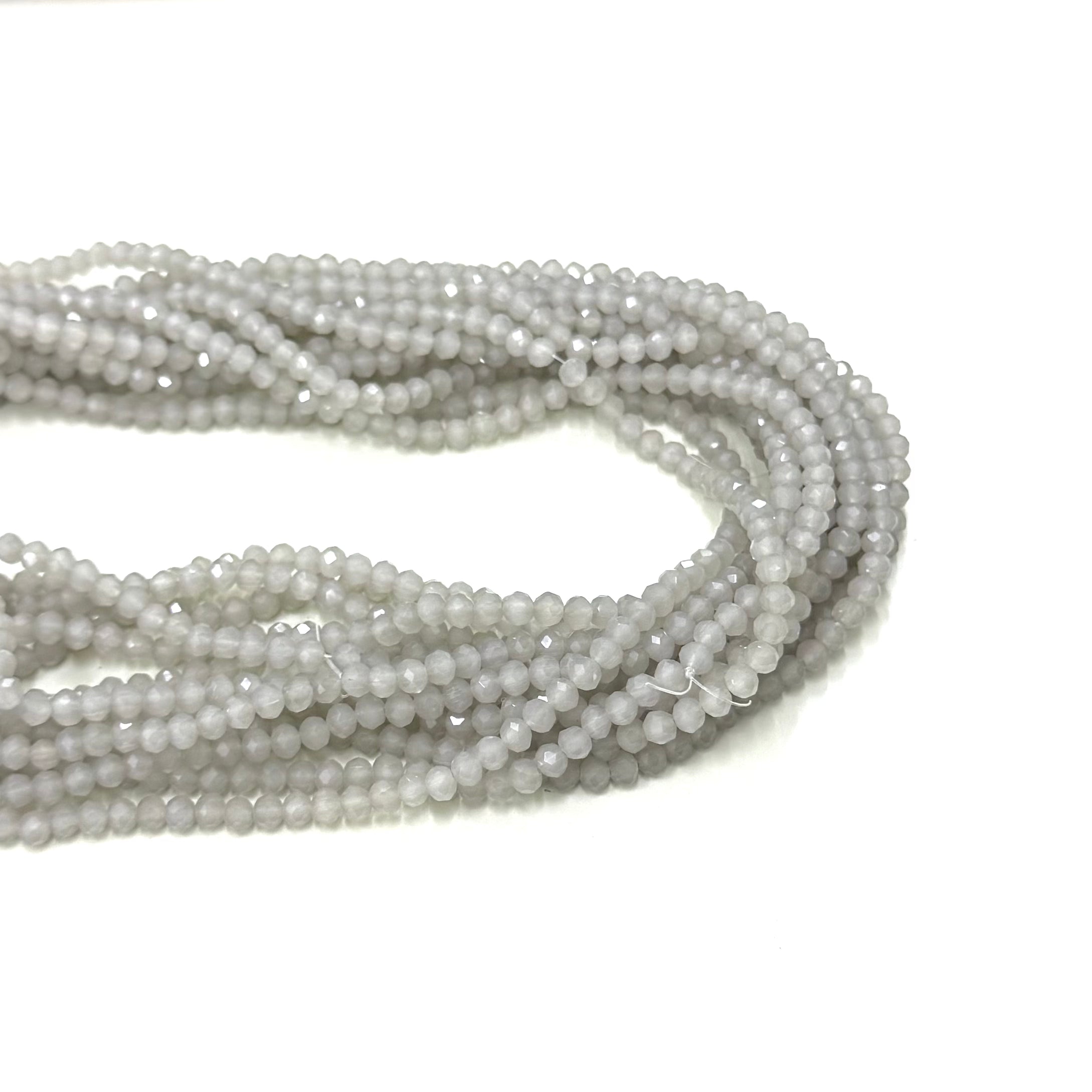 CRISTAL CHATO | 4.3MM | GRIS CLARO OPALESCENTE