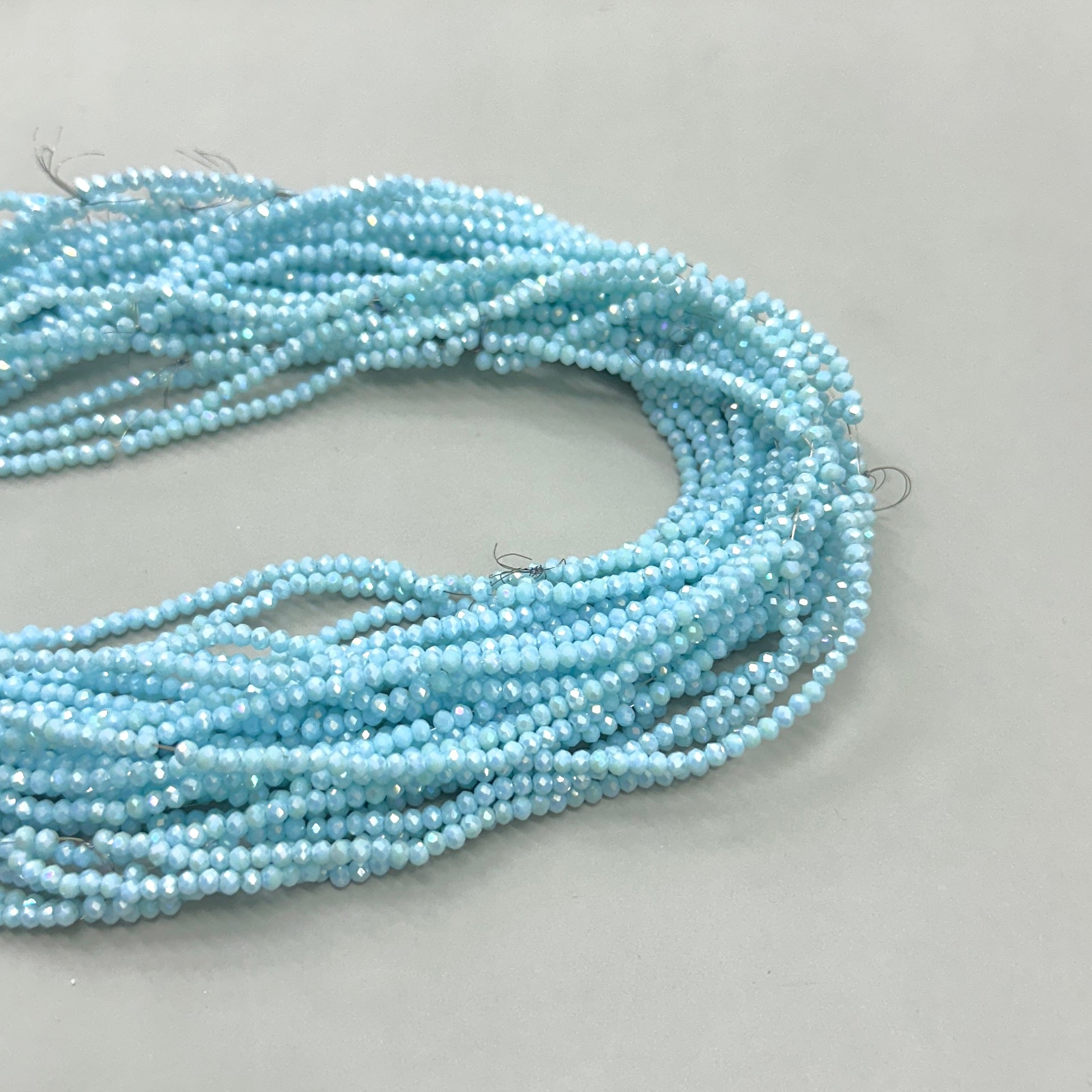 CRISTAL CHATO | 2.7MM | MATTE CELESTE TORNASOL