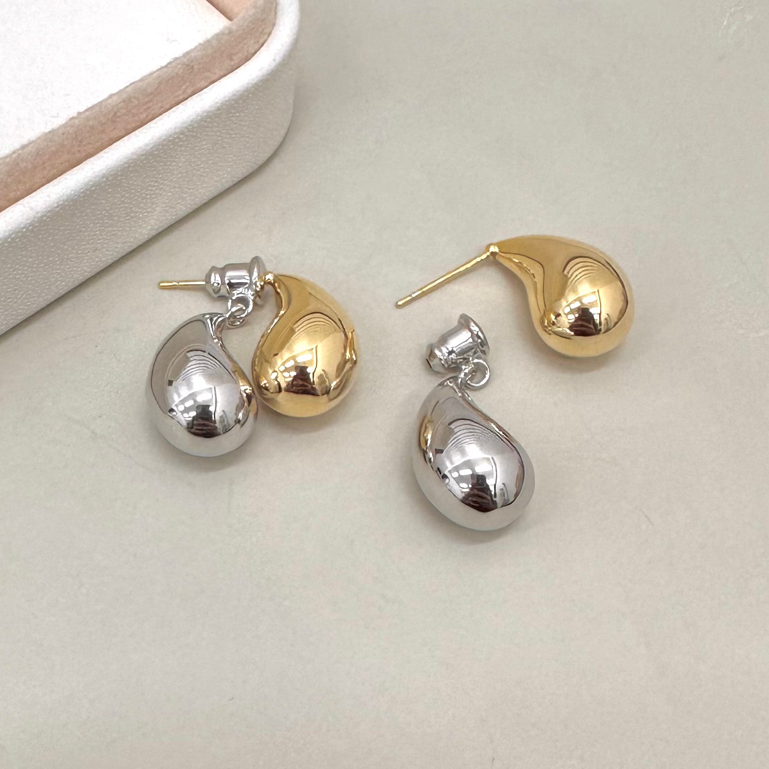 AROS BAÑO DE ORO | GOTITAS BICOLOR | 22MM