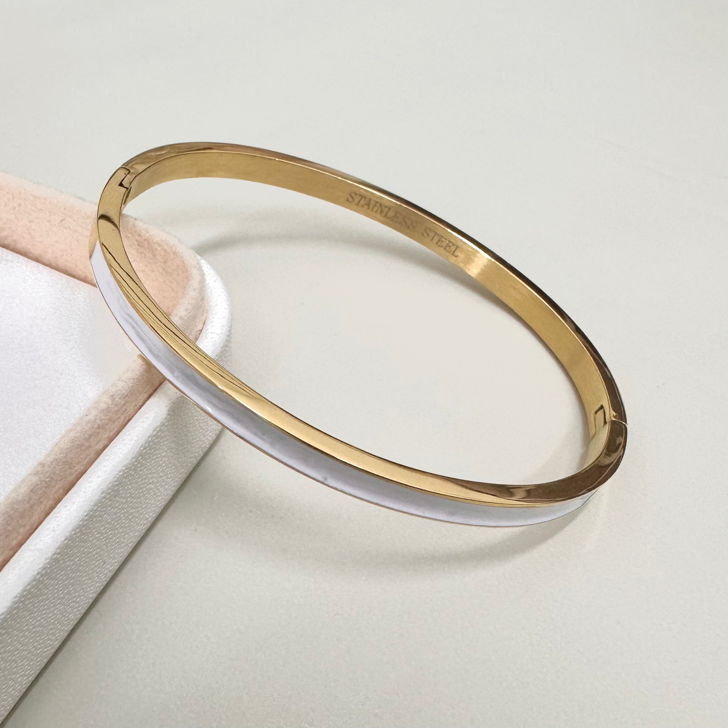 PULSERA RIGIDA | LISA BLANCA