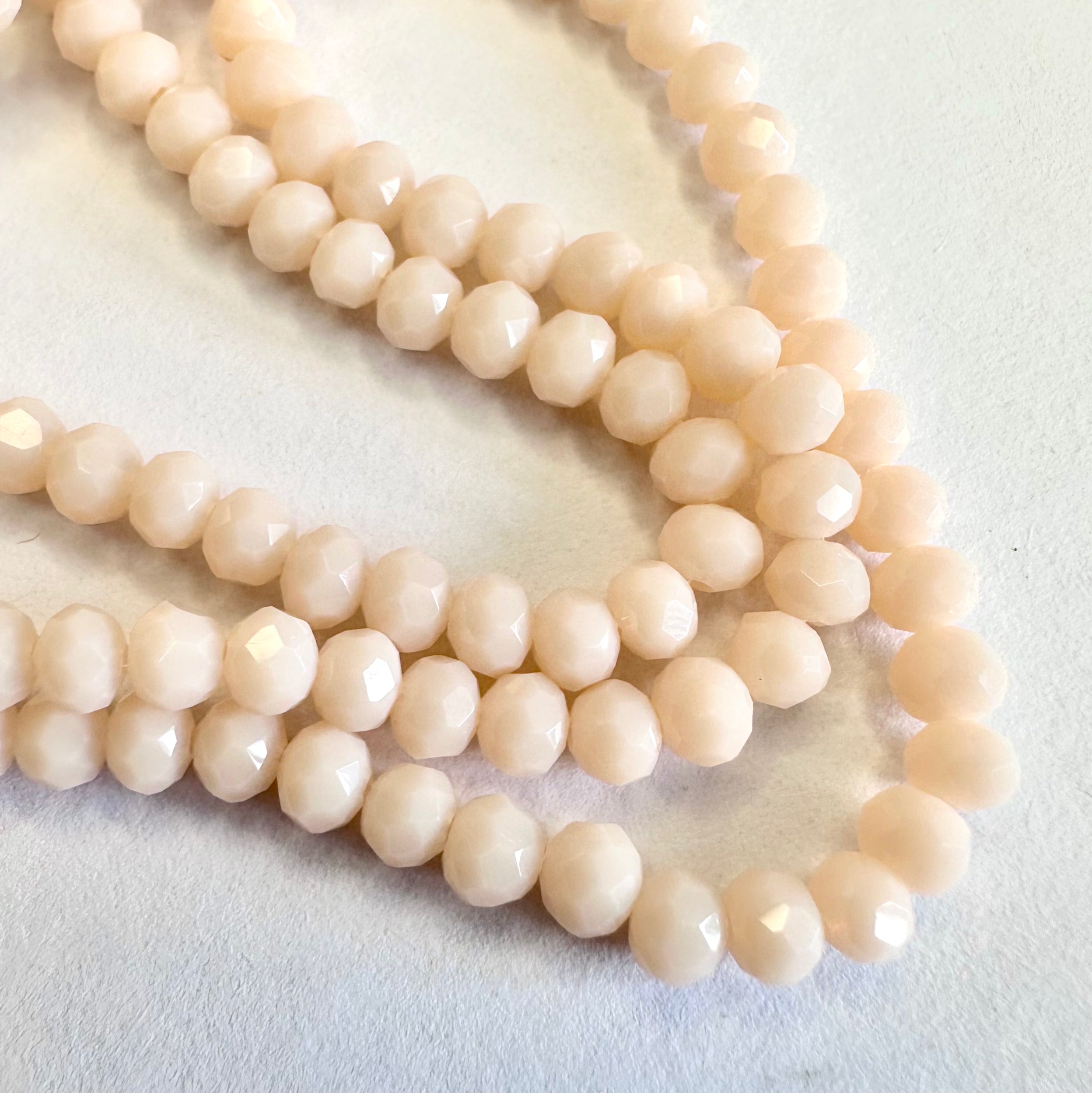 CRISTAL CHATO | 4MM | MATTE ROSA CREMA