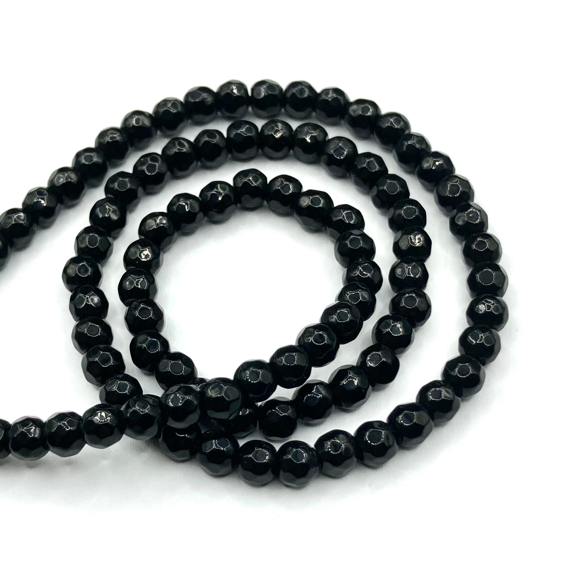 AGATA FACETADA | 4MM | NEGRO