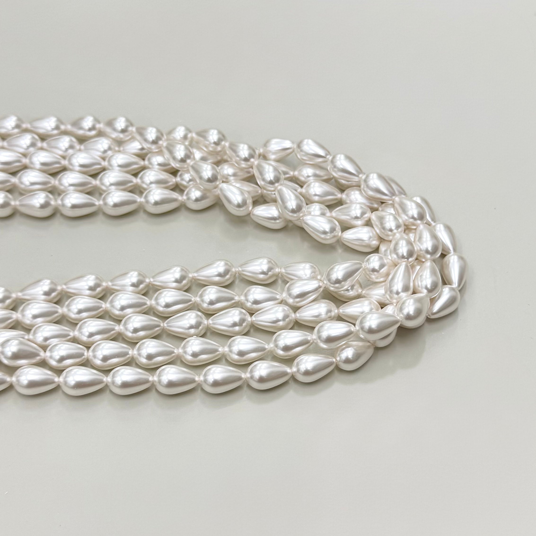 PERLA SHELL | GOTA CHAMPAGNE