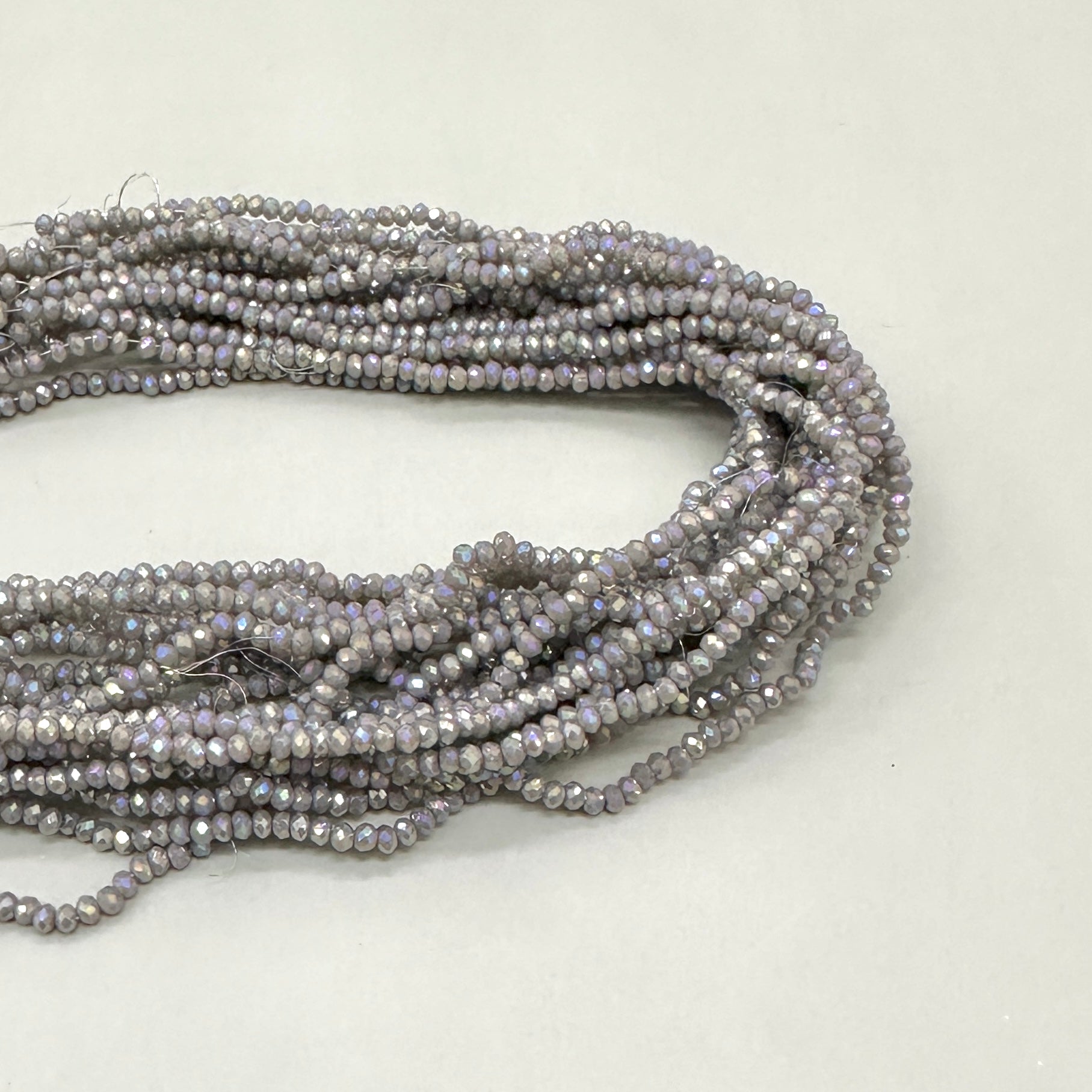 CRISTAL CHATO | MATTE GRIS MALVA TORNASOL