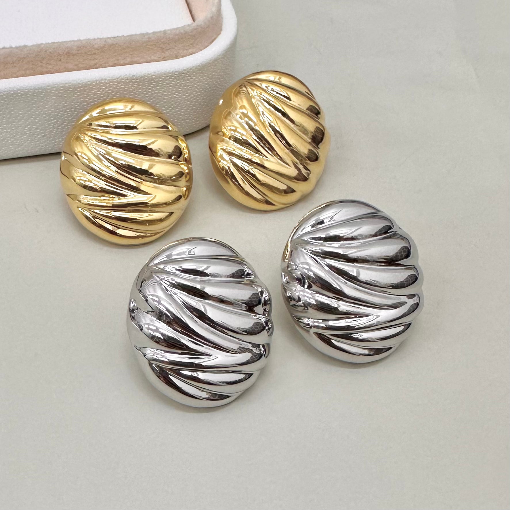 AROS BAÑO DE ORO | PANAL OVALADO | 25MM X 22MM