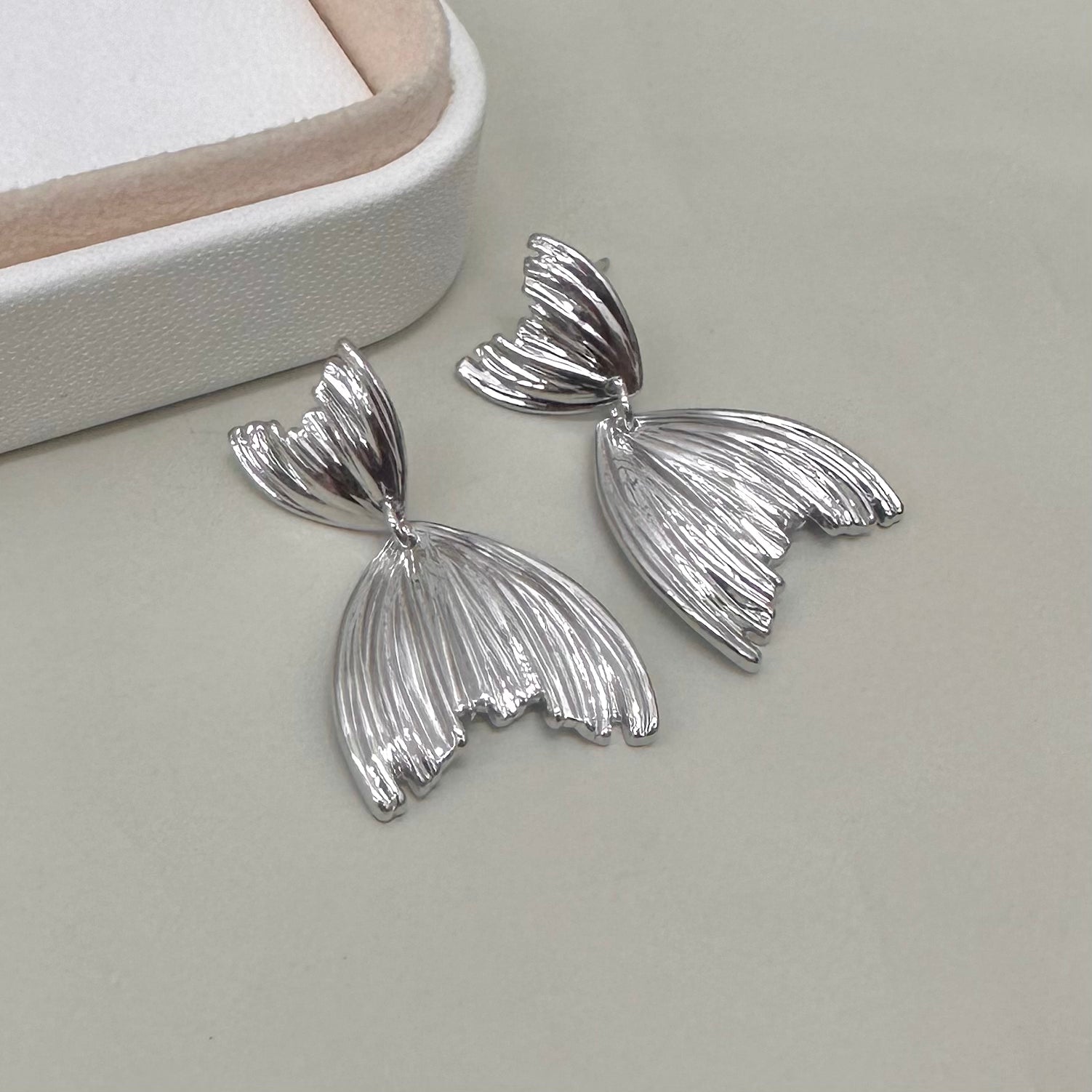 AROS BAÑO DE ORO | COLA DE SIRENA | 32MM X 20MM