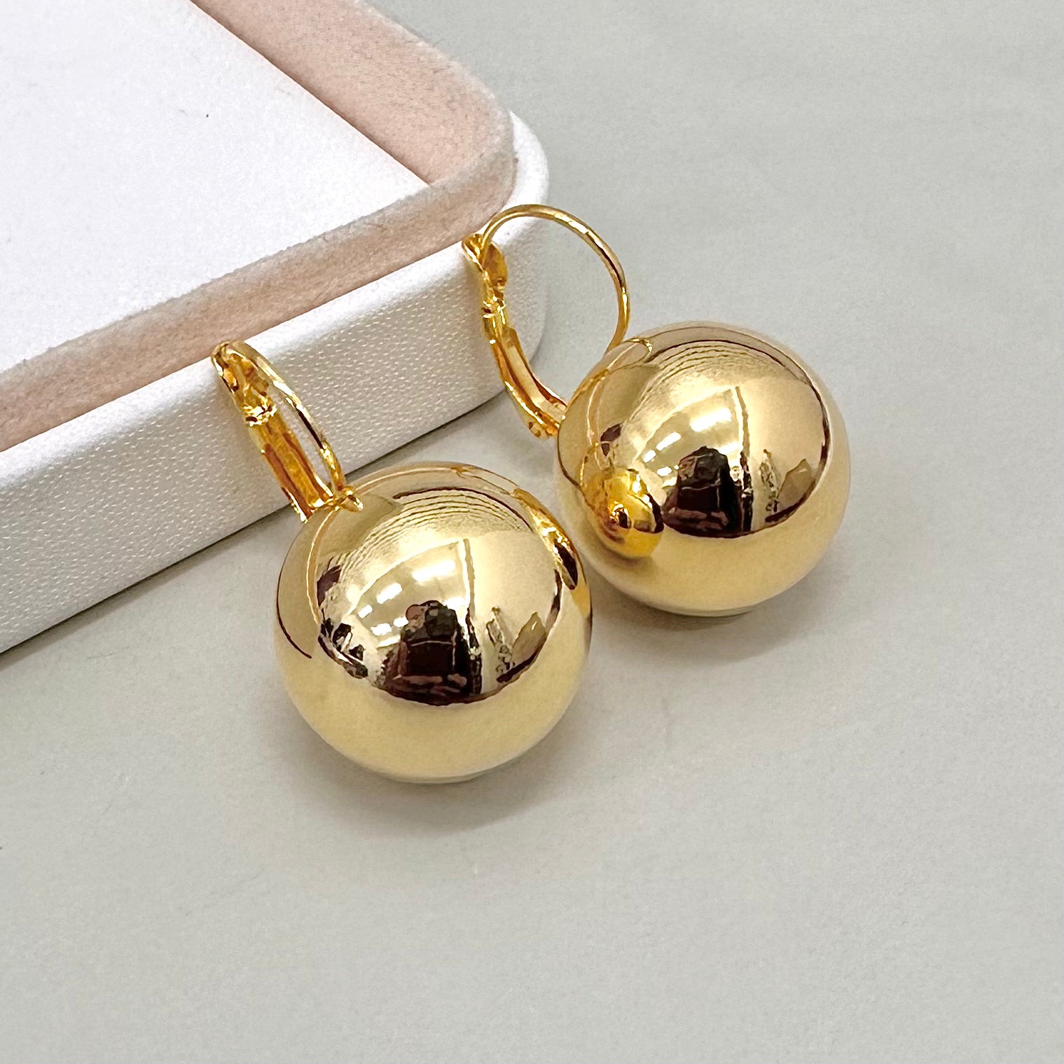 AROS BAÑO DE ORO | ESFERA COLGANTE 2 | 35MM X 23MM