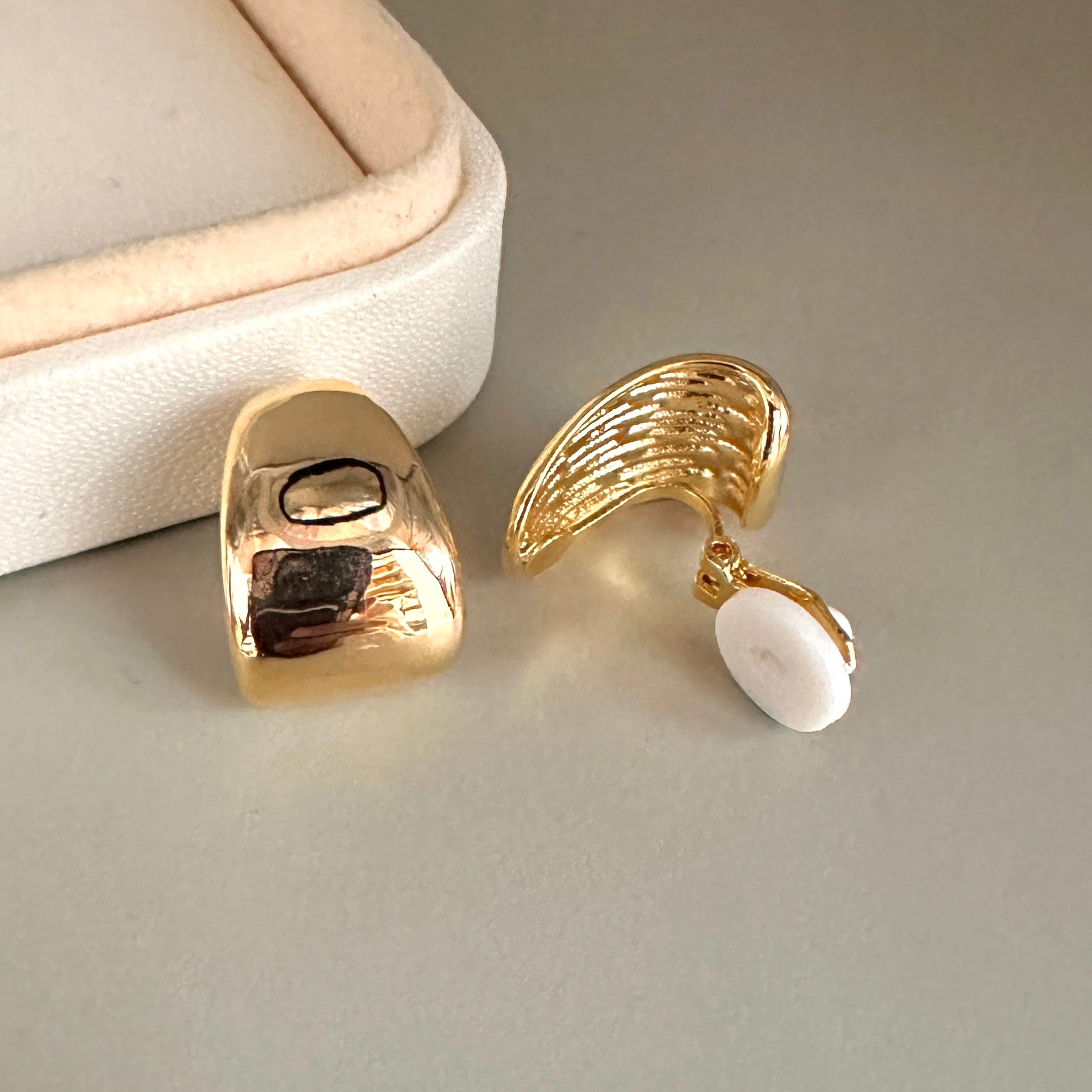 AROS CLIP | TRIANGULAR LISO