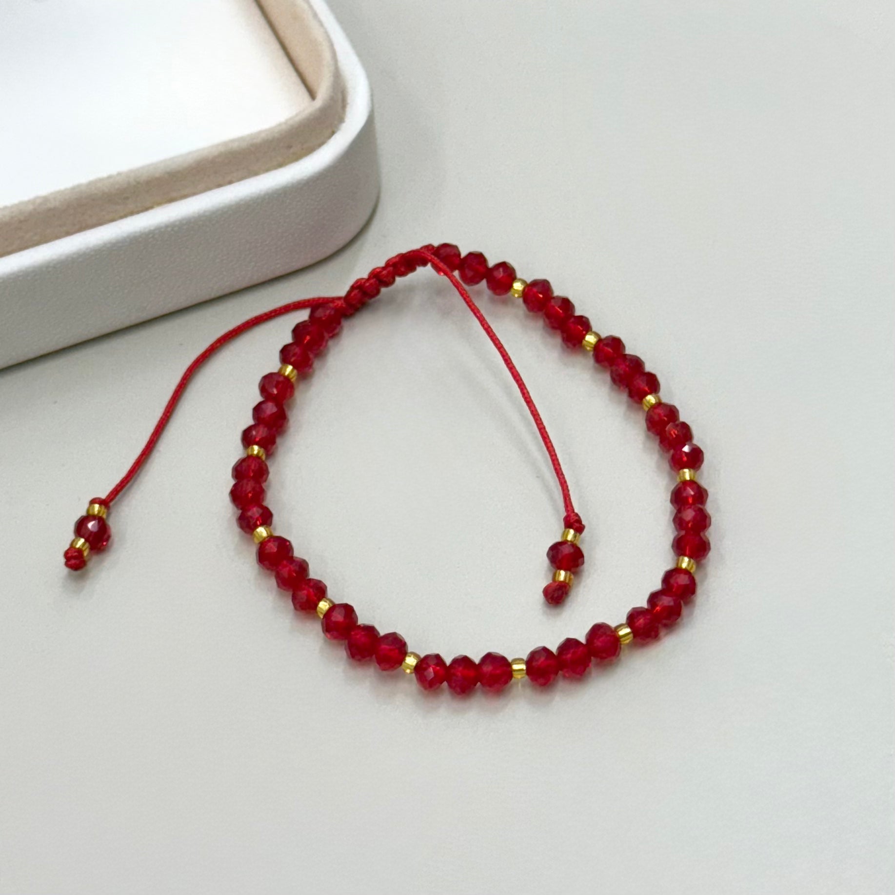 PULSERA ROJA | LUNAM