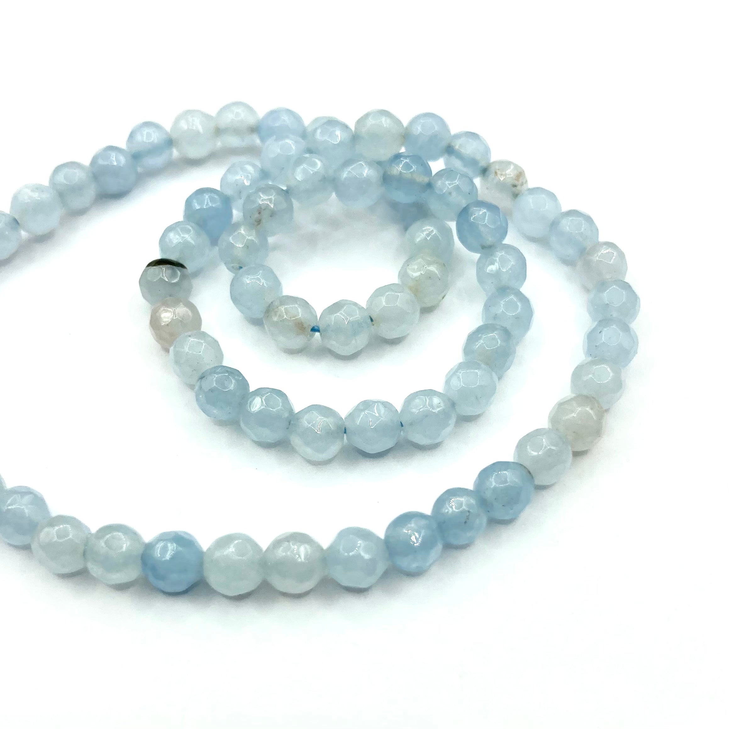 Agata Facetada | 4mm | Celeste ultra claro matizado