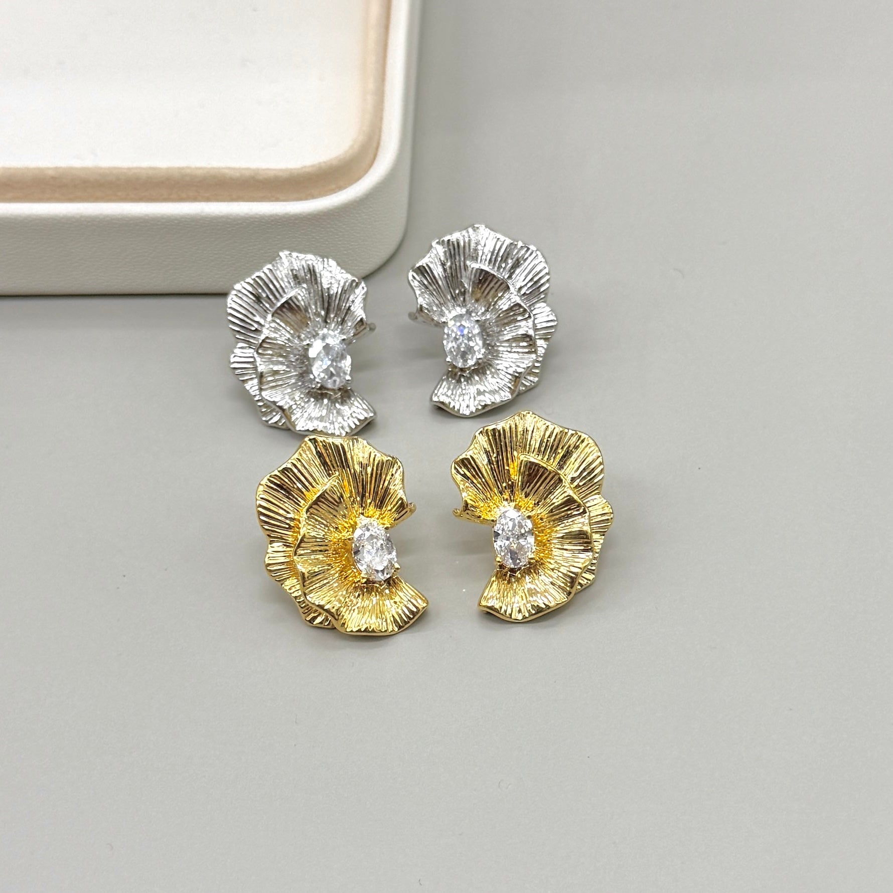 AROS | MEDIA FLOR CON CIRCON