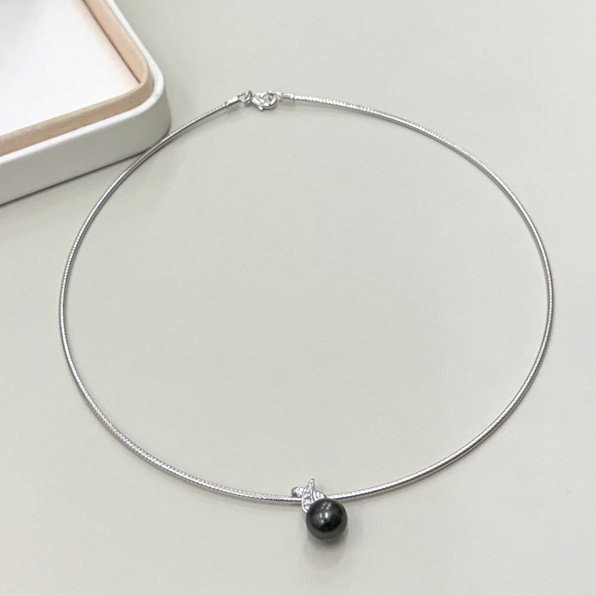 COLLAR | PERLA NEGRA COLGANTE