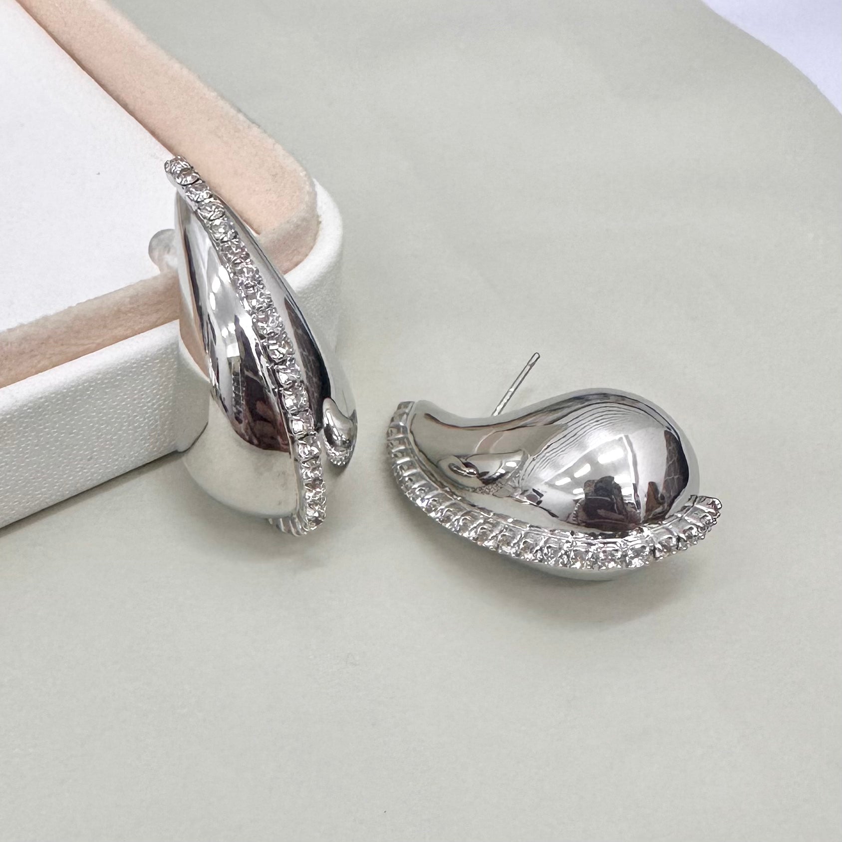 AROS BAÑO DE ORO | GOTAS CON ZIRCONES | 40MM X 15MM