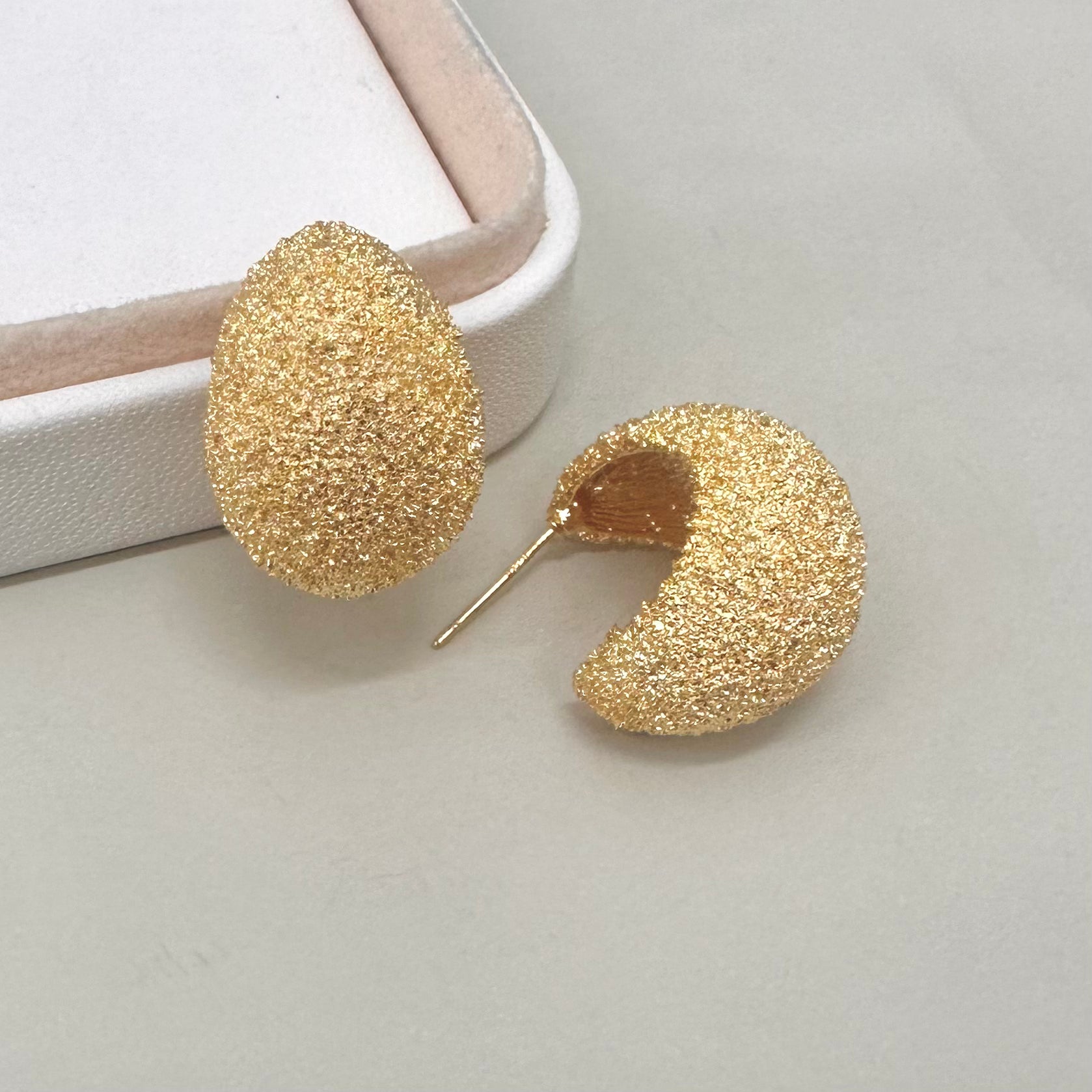 AROS BAÑO DE ORO | MEDIA LUNA AZUCARADA| 25MM X 20MM