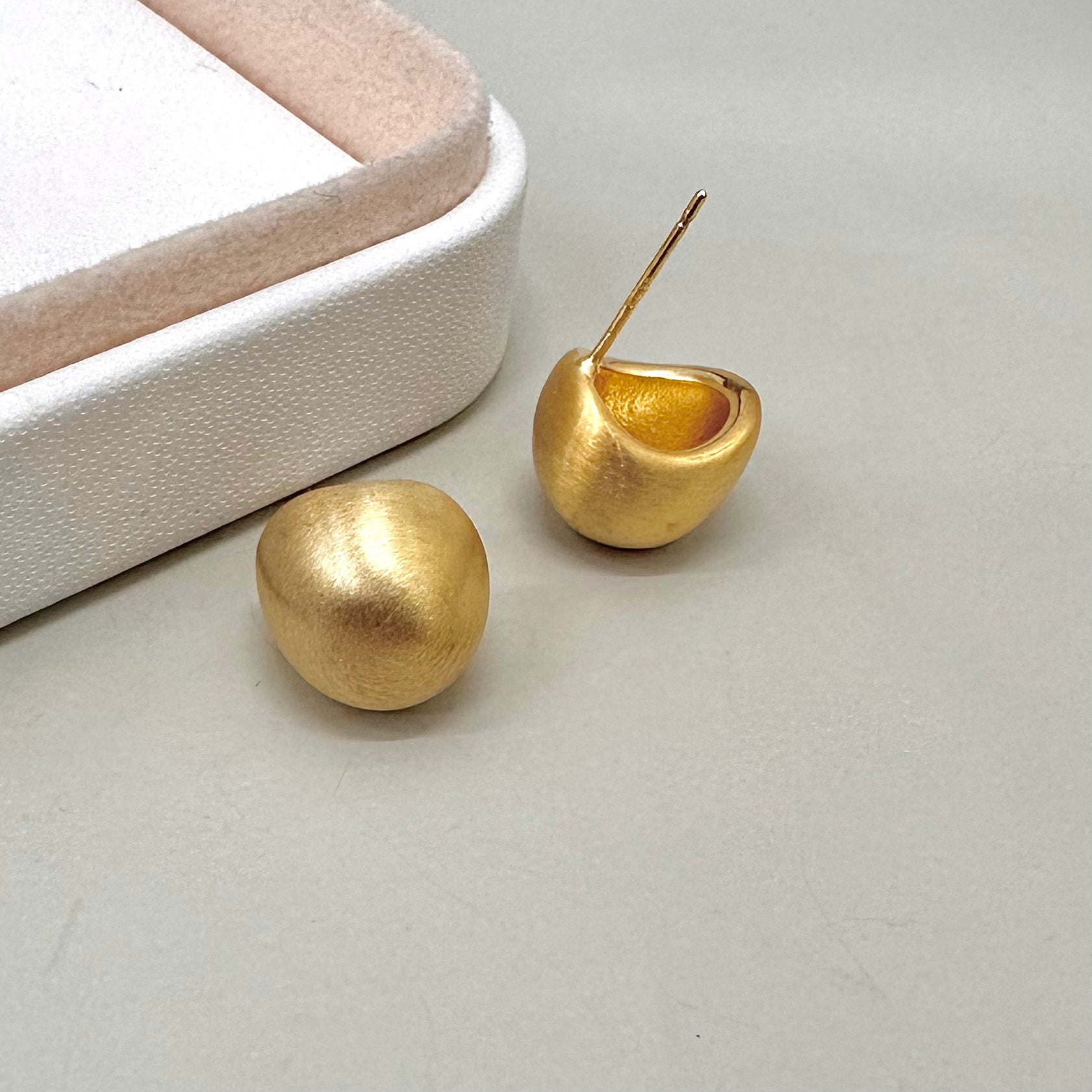 AROS BAÑO DE ORO | ESFERA HUECA PERLADA | 13MM