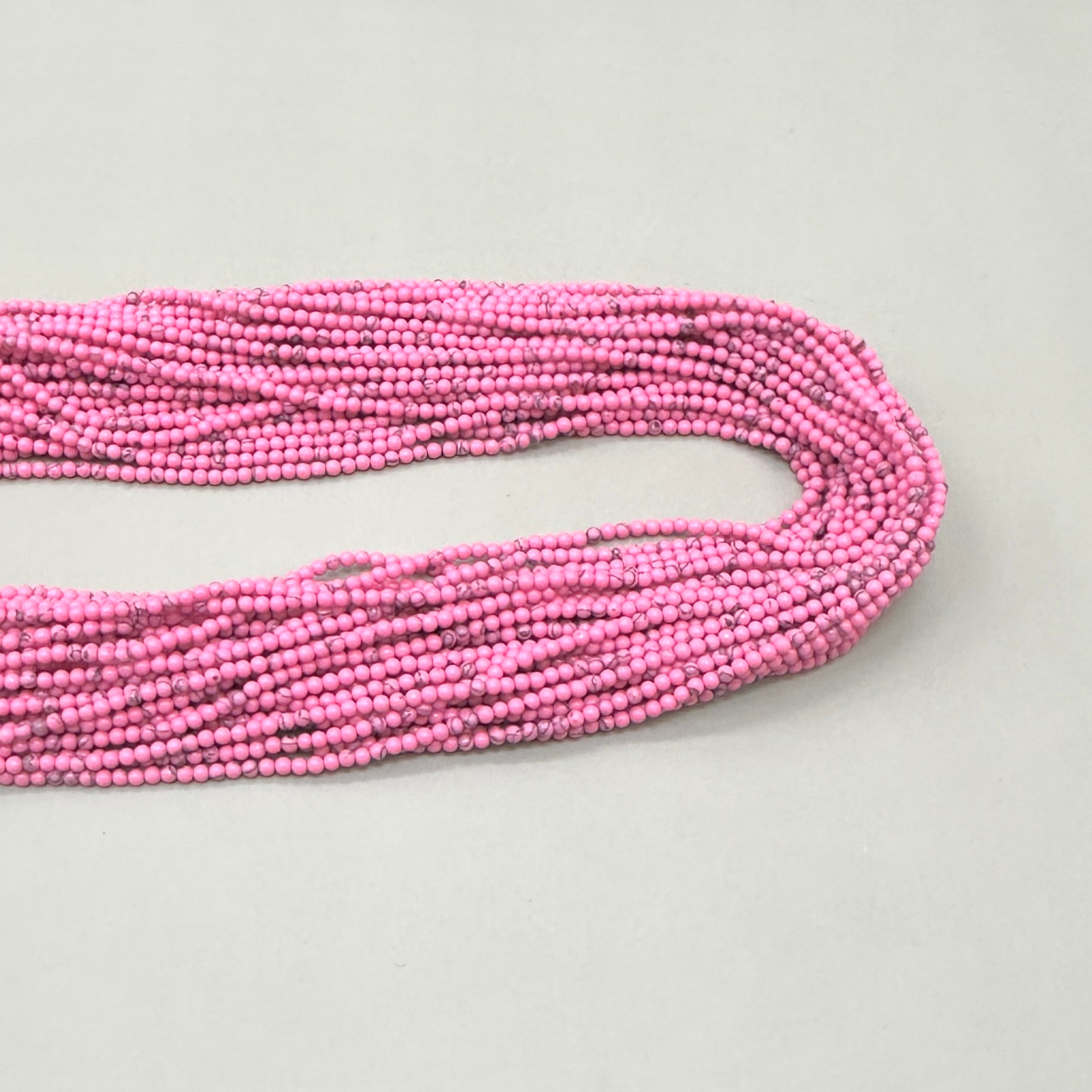 HOWLITA ROSA | 2MM