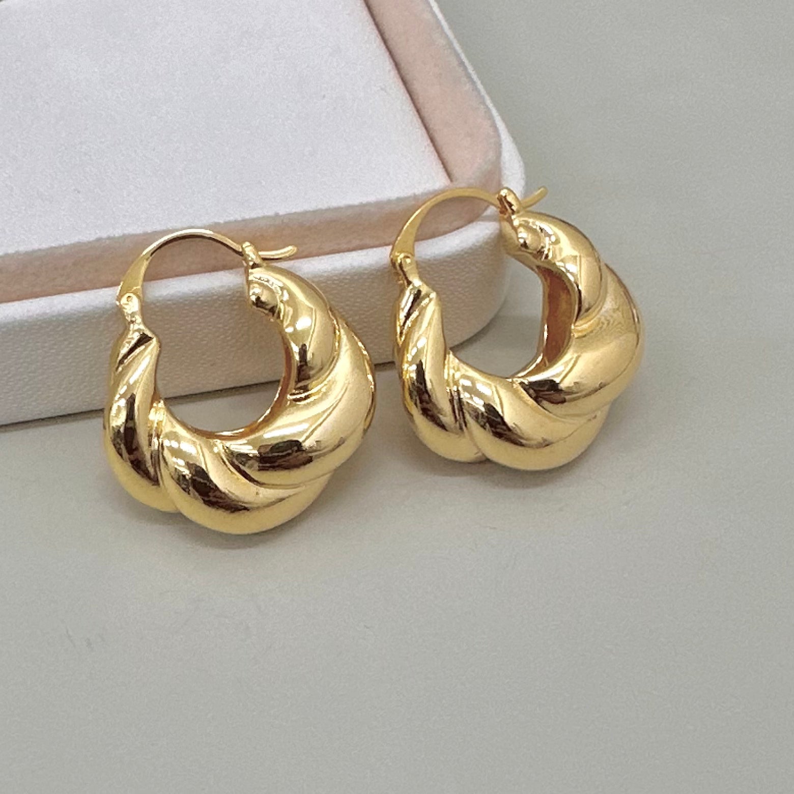AROS BAÑO DE ORO | ARGOLLA ANUDADA | 30 MM X 13MM