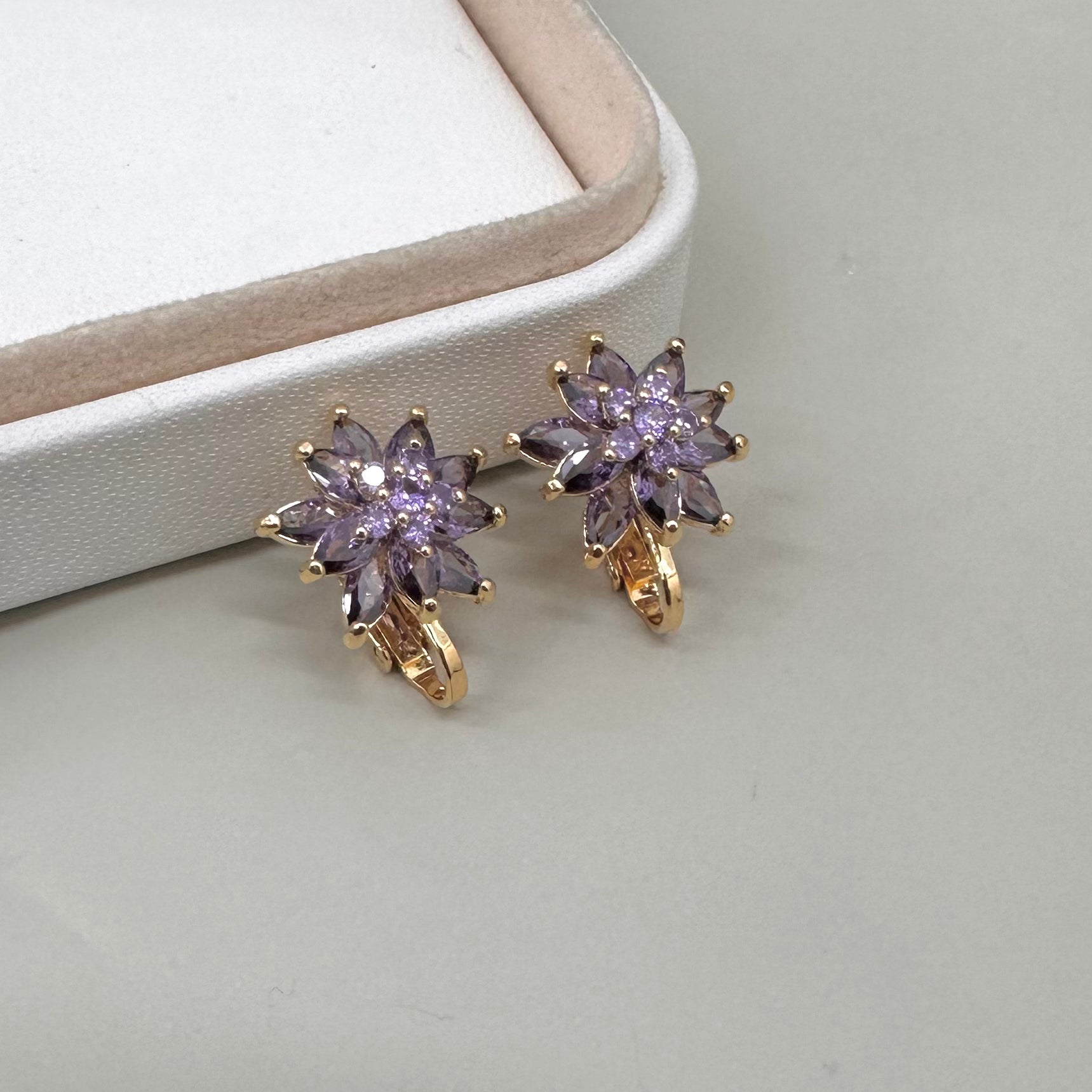 AROS CLIP | FLOR | CIRCONITA LILA