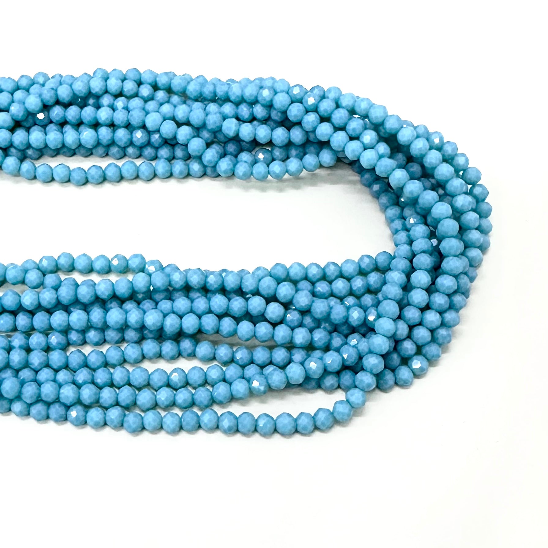 CRISTAL CHATO | 4.3 MM | CELESTE OSCURO OPALESCENTE