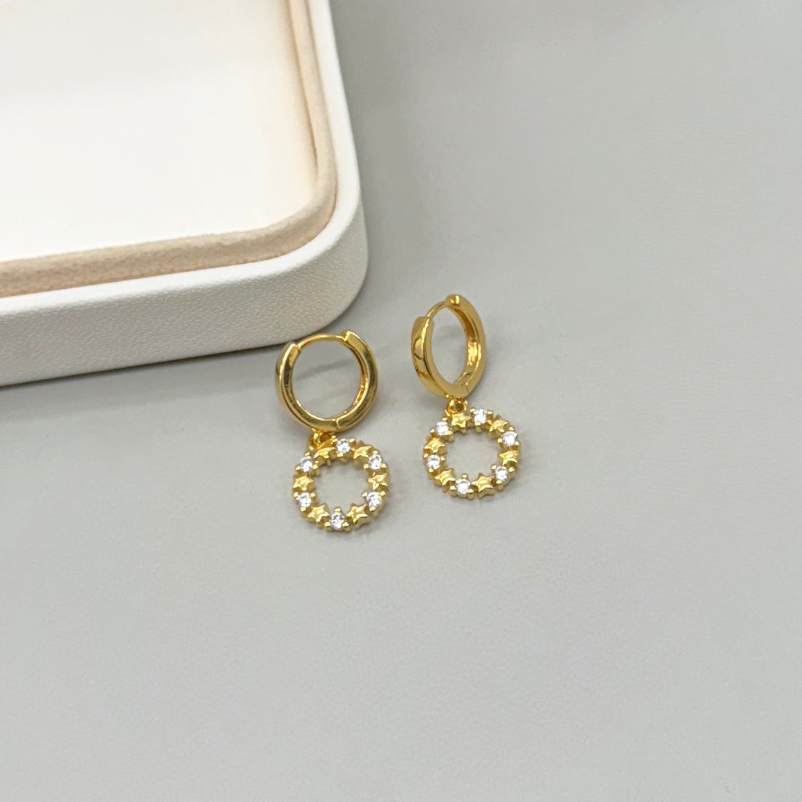 AROS | COLGANTE CIRCULO DE ESTRELLAS