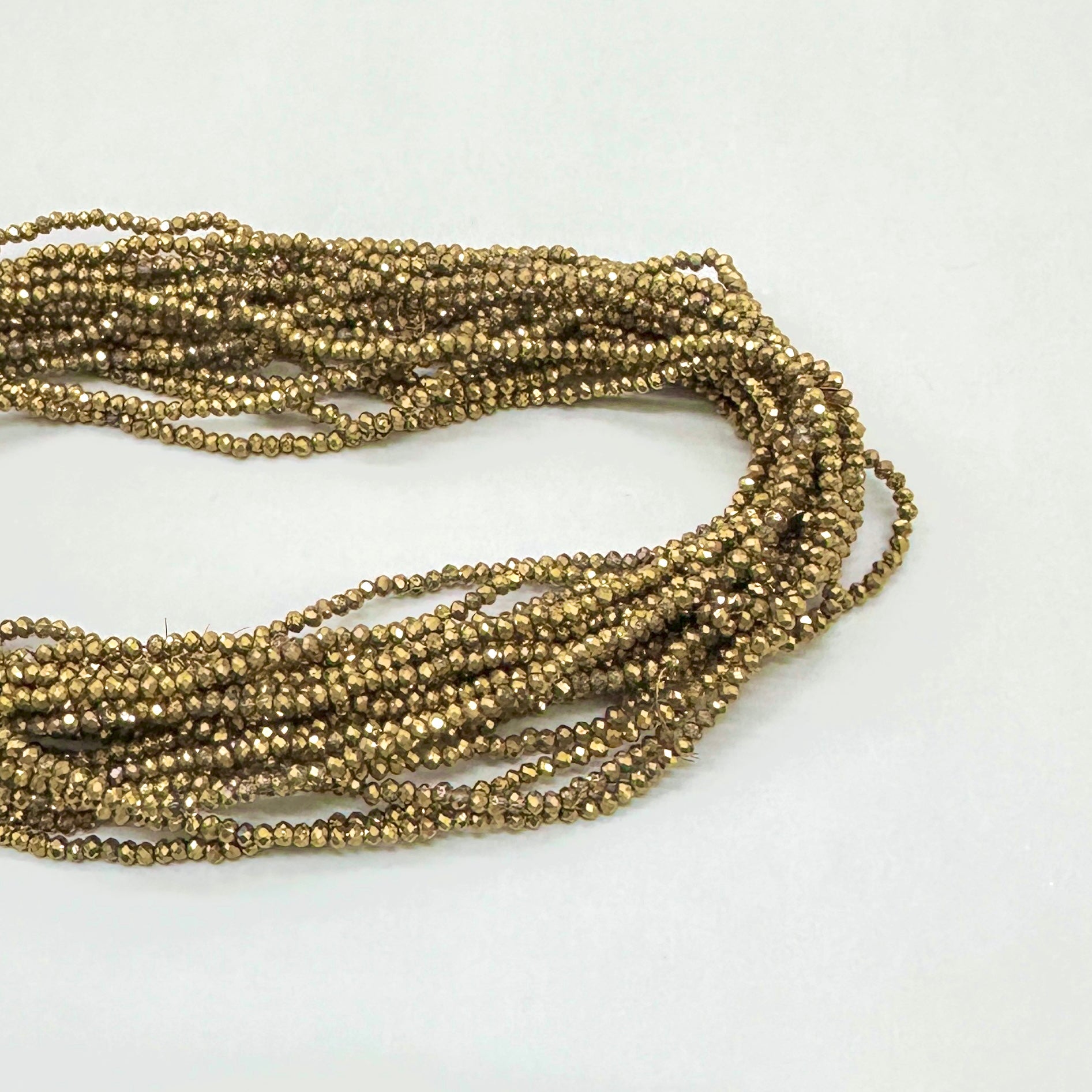 CRISTAL CHATO | 2.7MM | BI COLOR DORADO METALIZADO