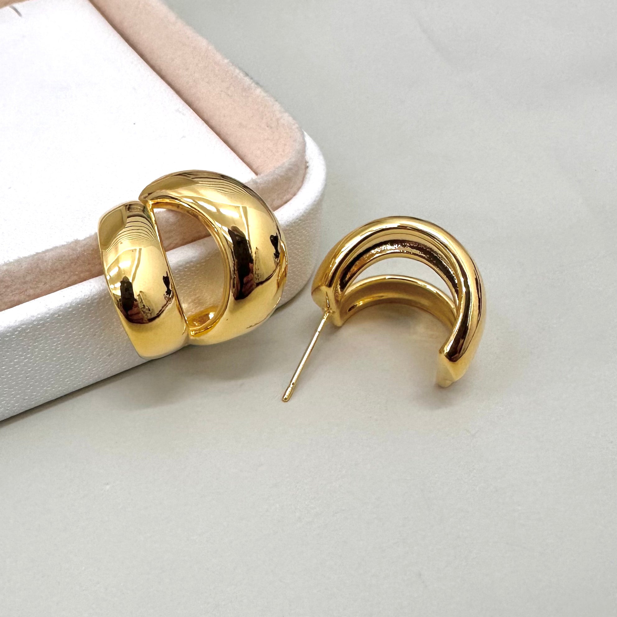 AROS BAÑO DE ORO | ARGOLLA DOBLE SEPARADA | 20MM X 22MM