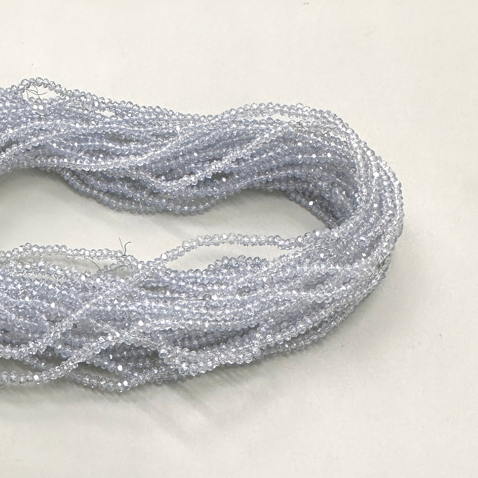 CRISTAL CHATO | 2.6MM | GRIS AZULADO TRASLUCIDO